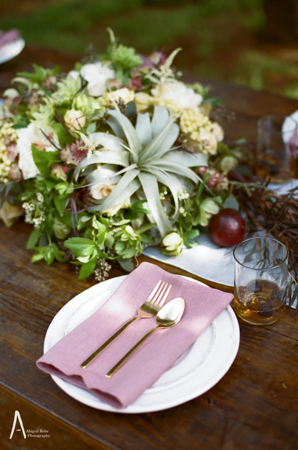 Flowers by Rosemary & Finch // Styling by Jessica Sloane // Photo by Abigail Bobo