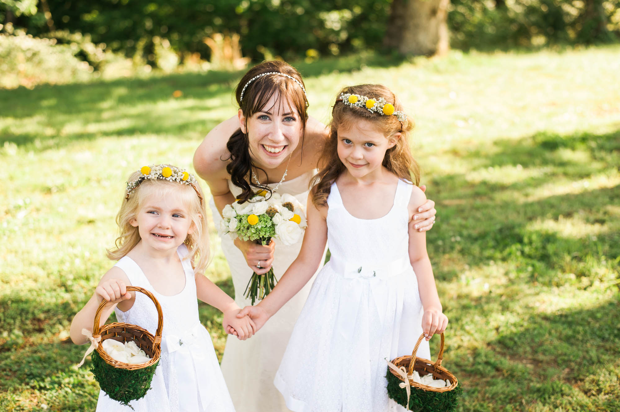 Country TN Wedding // Flower Girls with Flower Crowns