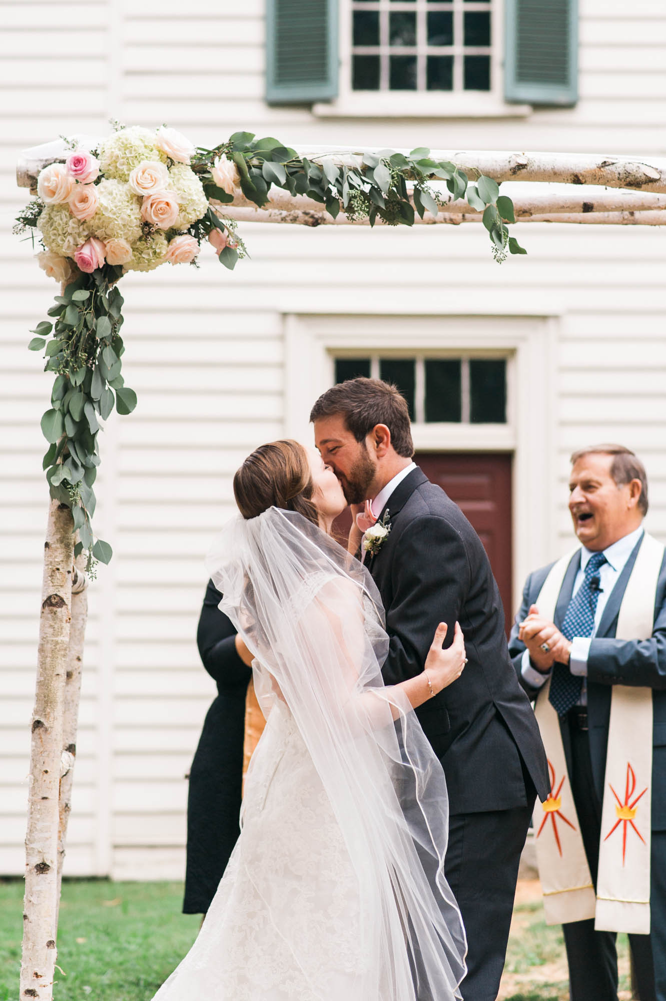 First Kiss Under a Chuppah // Nashville Wedding Flowers