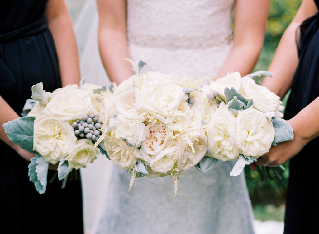 White wedding flowers // Nashville, TN