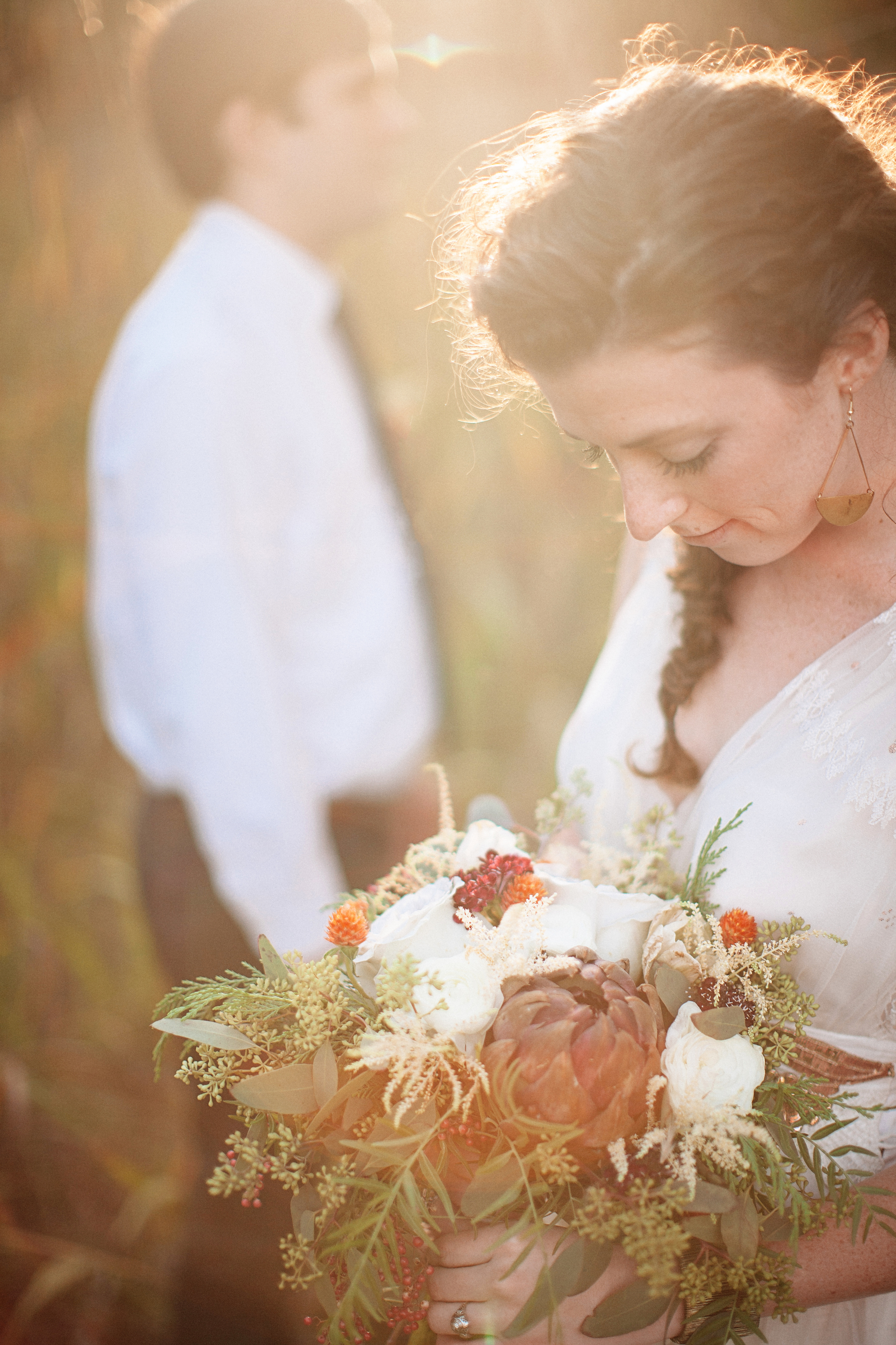 Natural Light Photo // Abstract floral design // Nashville Wedding Flowers