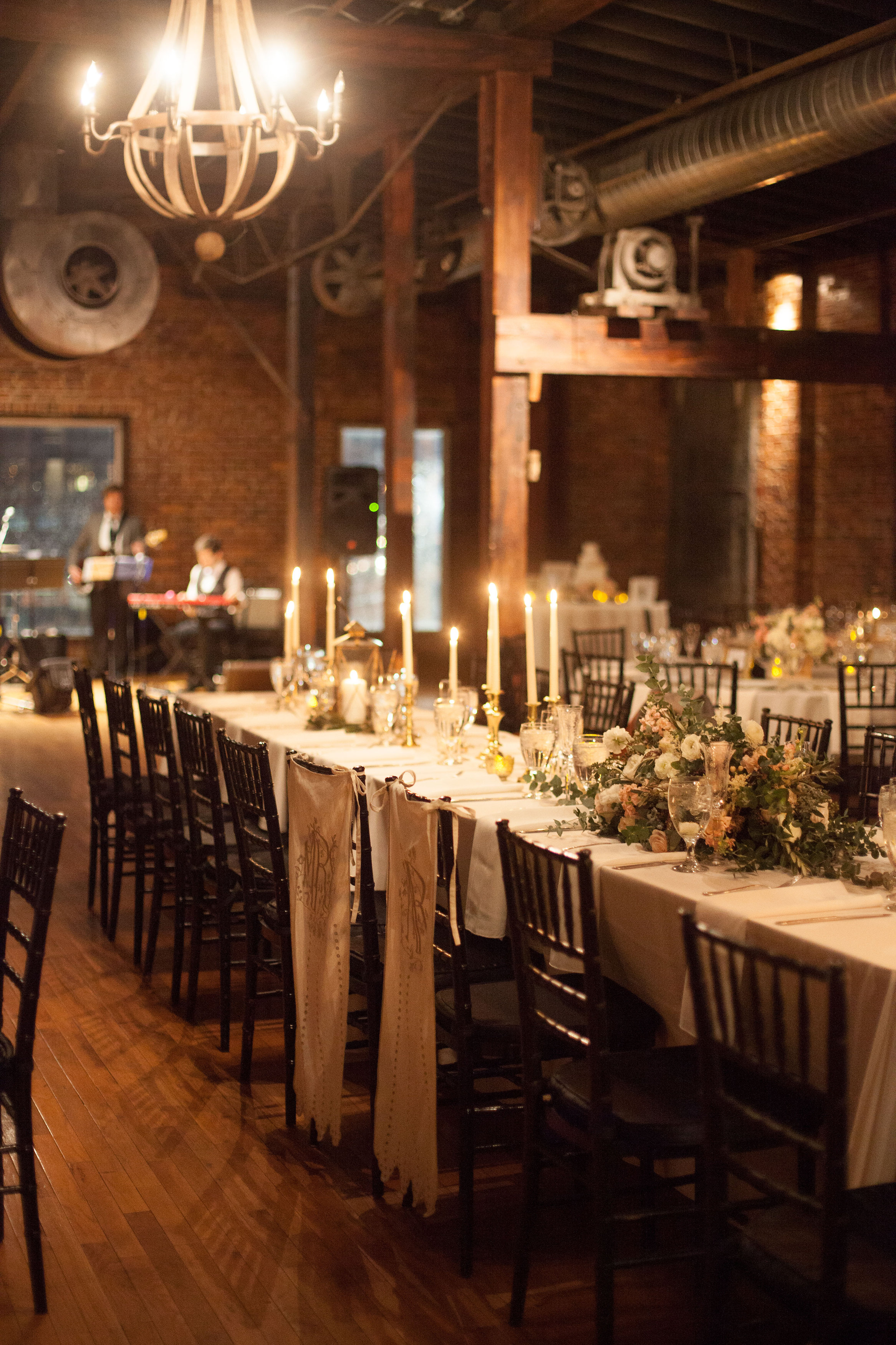 Head table // Nashville Wedding Florist