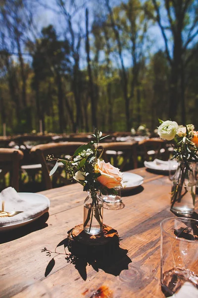 Simple bud vases // Nashville Wedding Flowers
