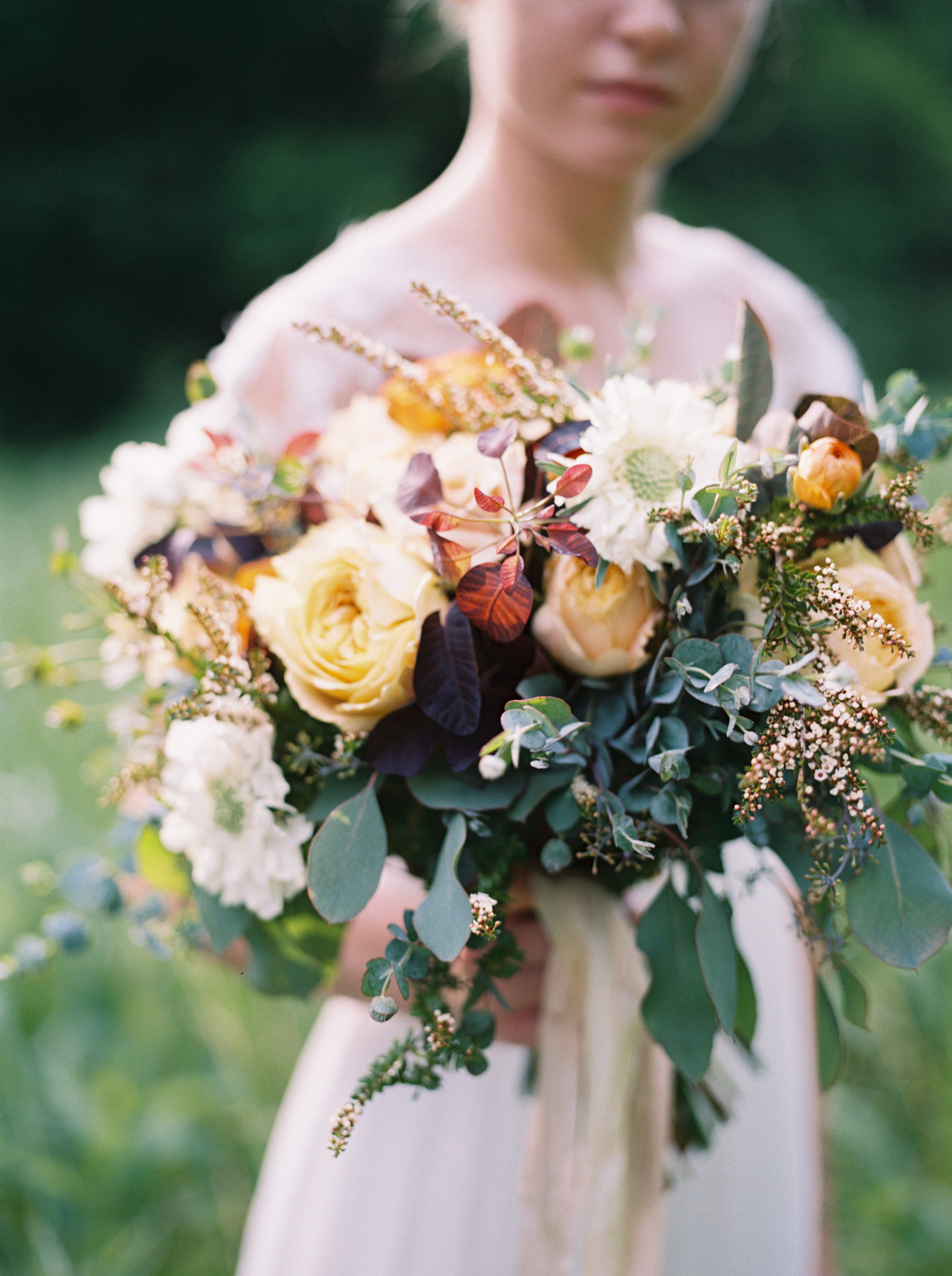 Golden garden roses, orange ranunculus, loose greenery // Nashville Wedding Bride's Bouquet