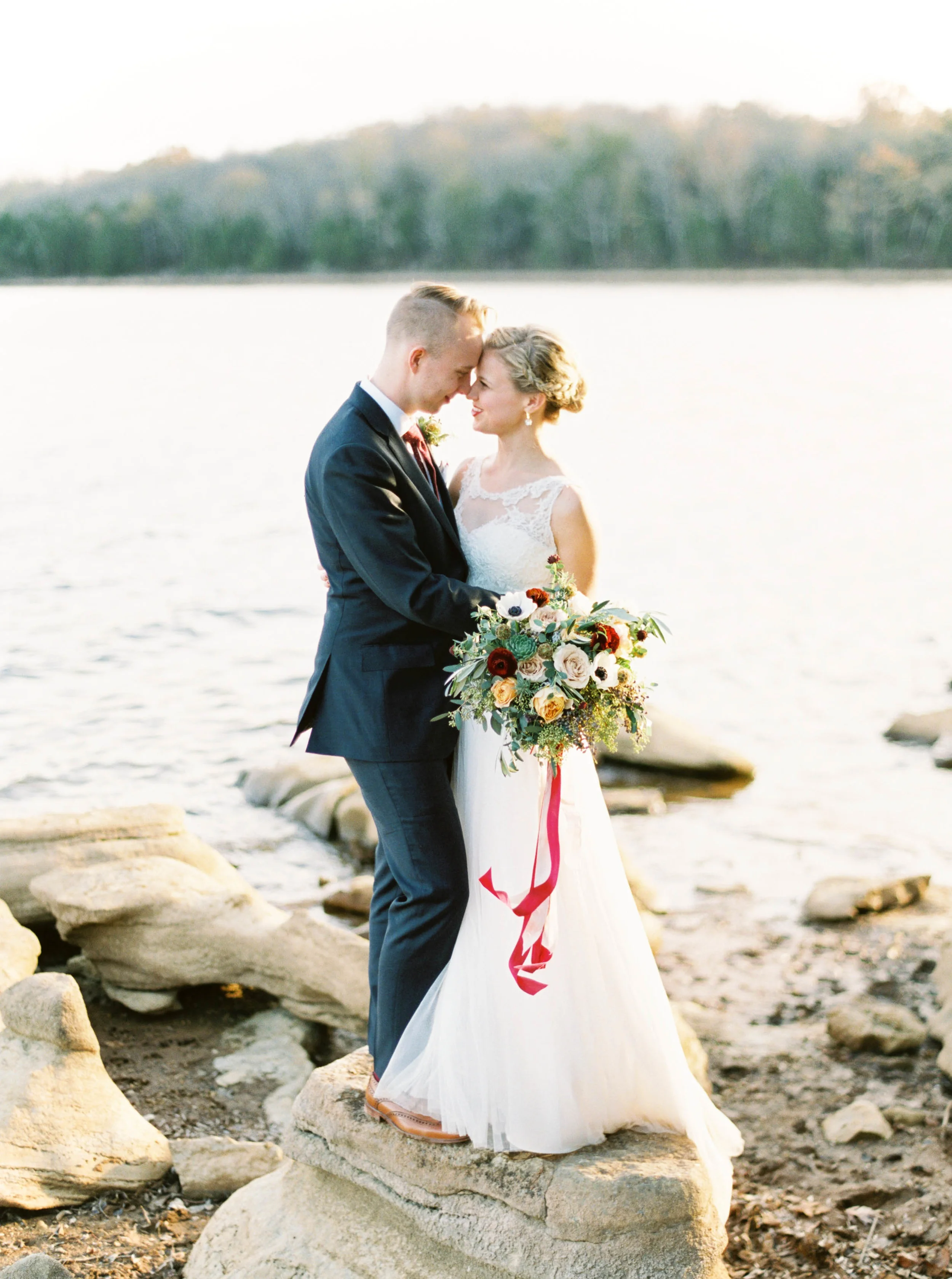 Newlywed Lakeside Portraits // Nashville Wedding Florist