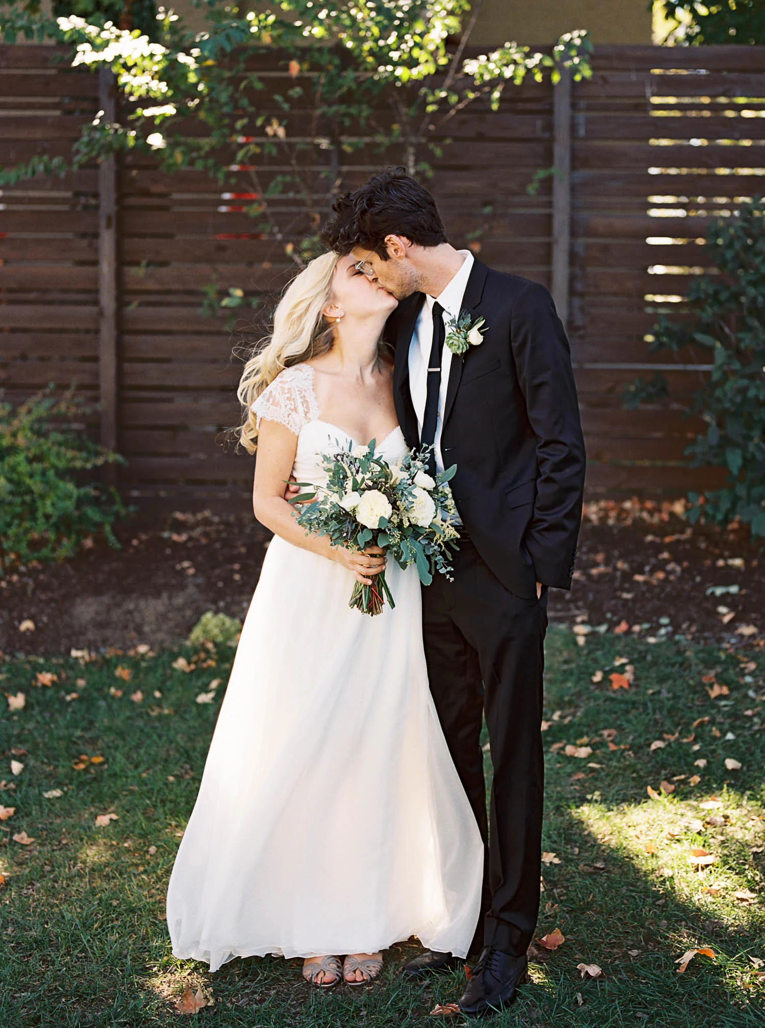 Cordelle Couple // Destination Floral Design
