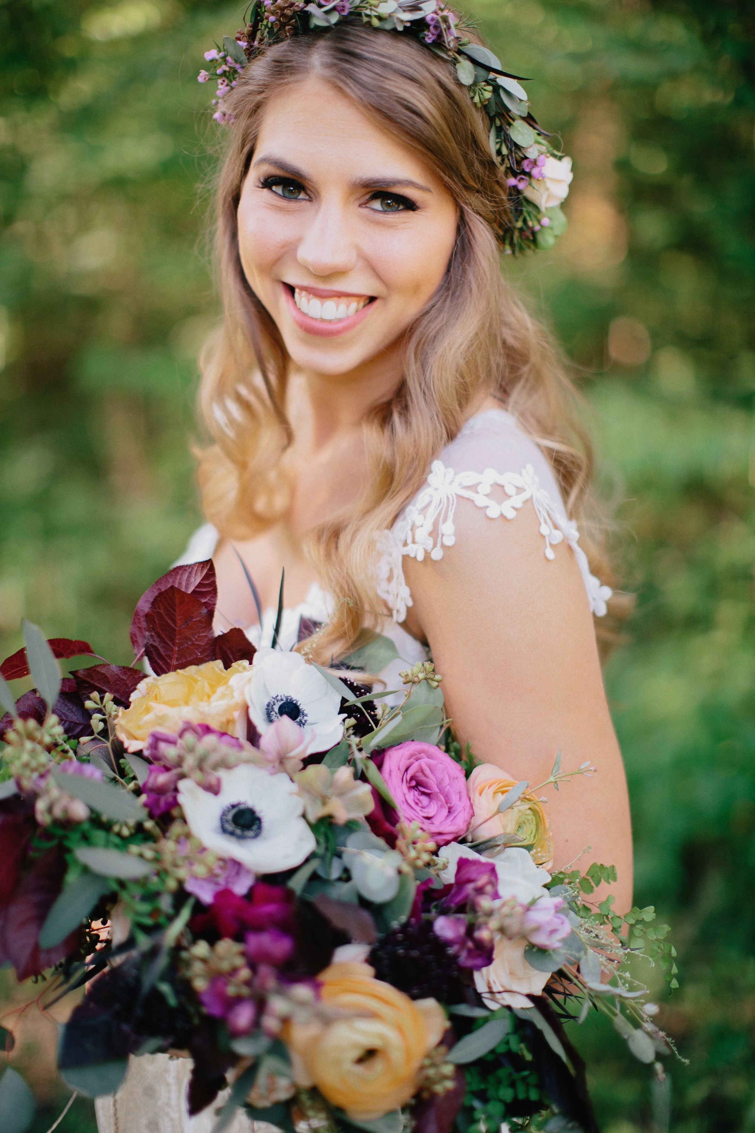Bohemian bridal style // Nashville Wedding Floral Design