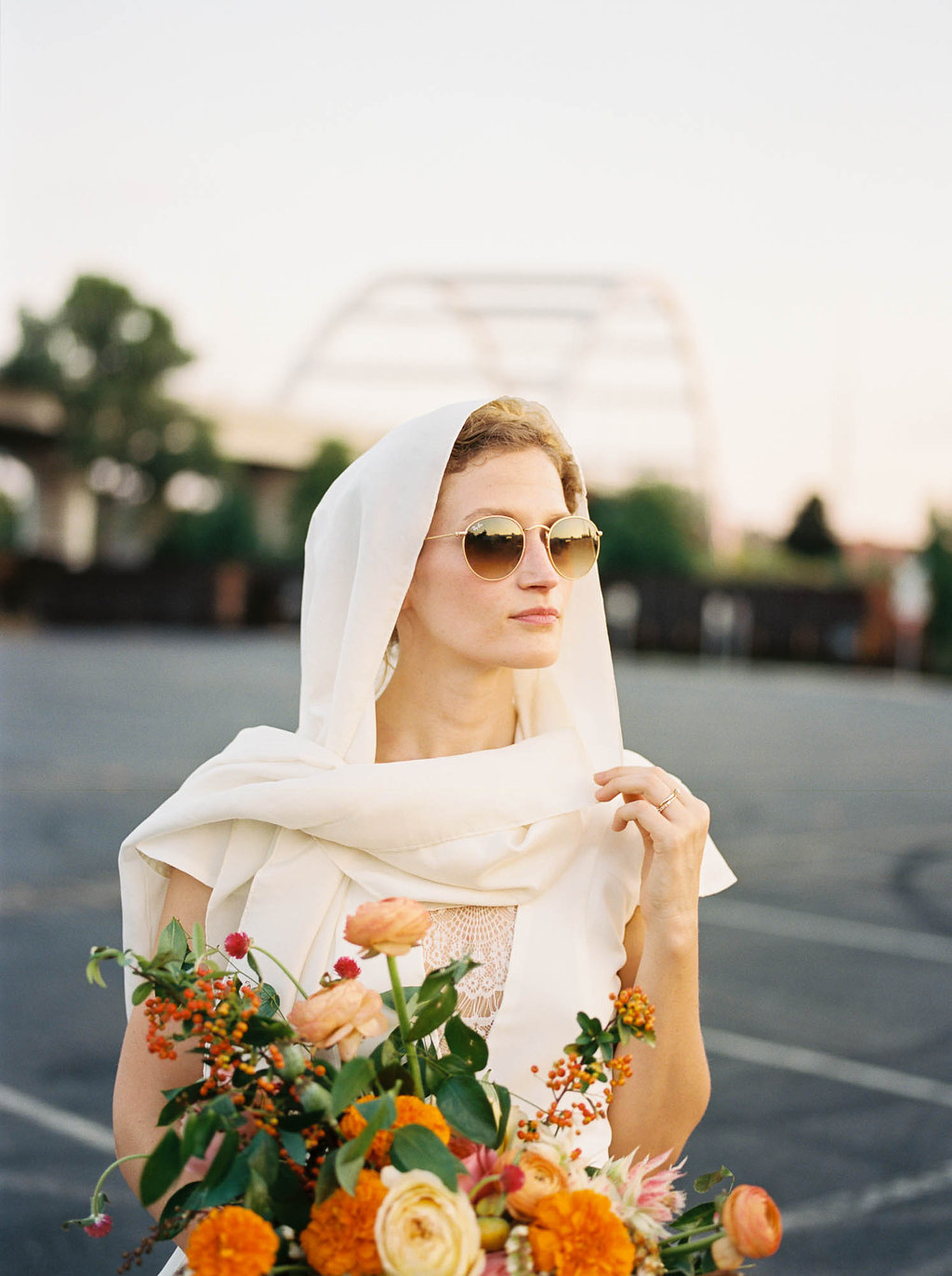 Retro elopement wedding inspiration // Nashville Wedding Florist