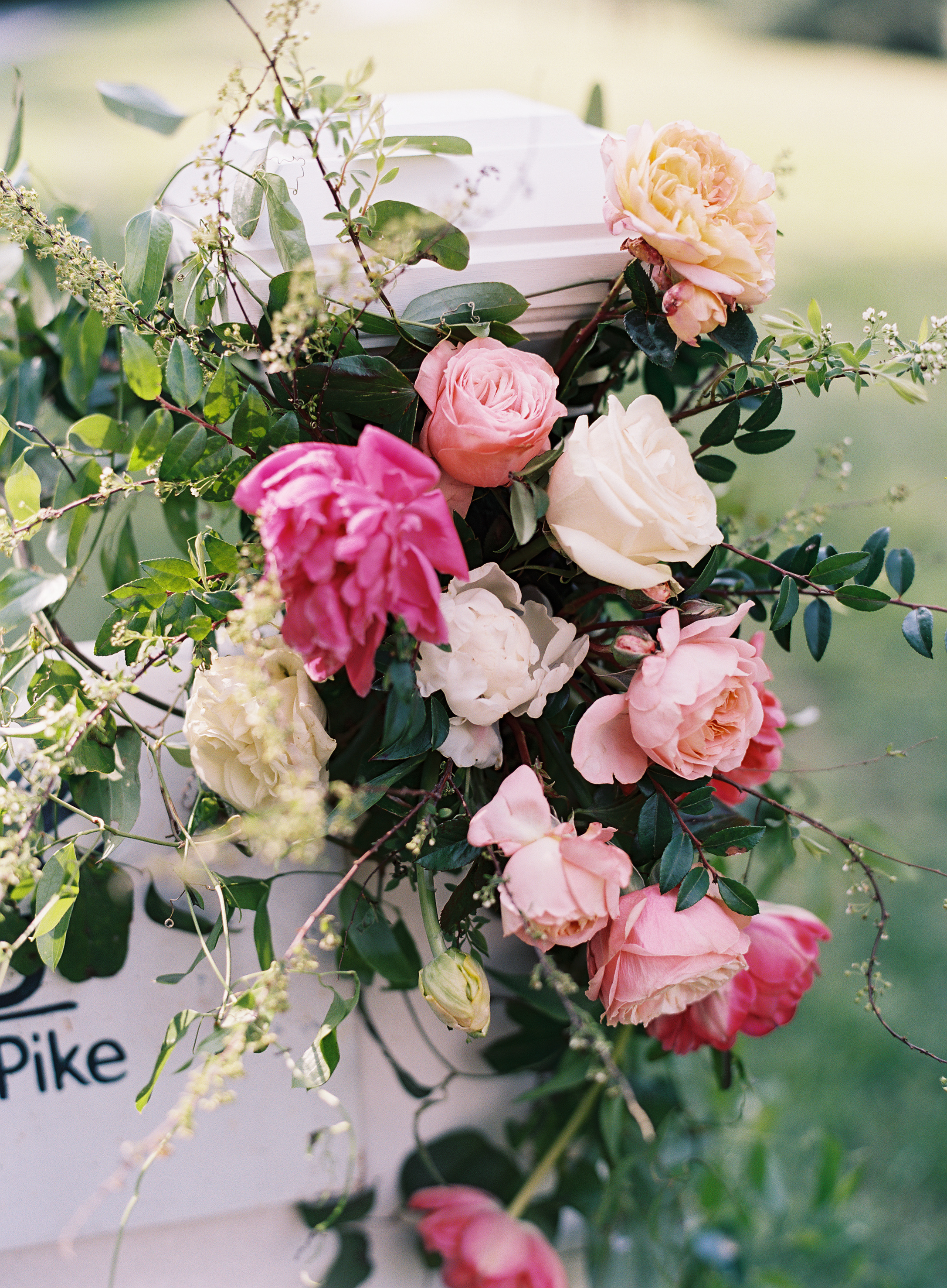Mailbox florals for an elegant backyard wedding in Franklin, TN