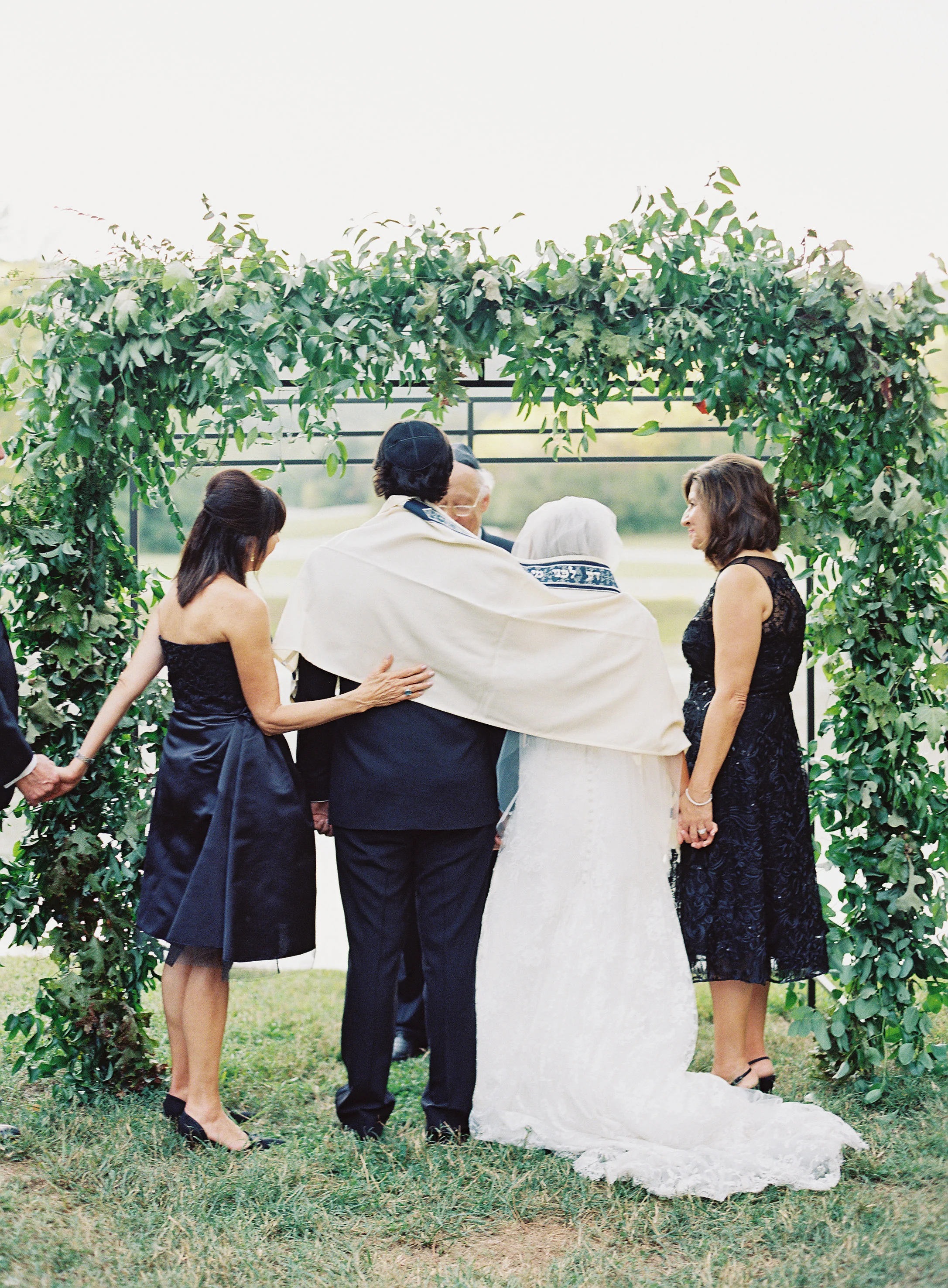 Jewish Wedding Tradition // Blackberry Farm Wedding Floral Design