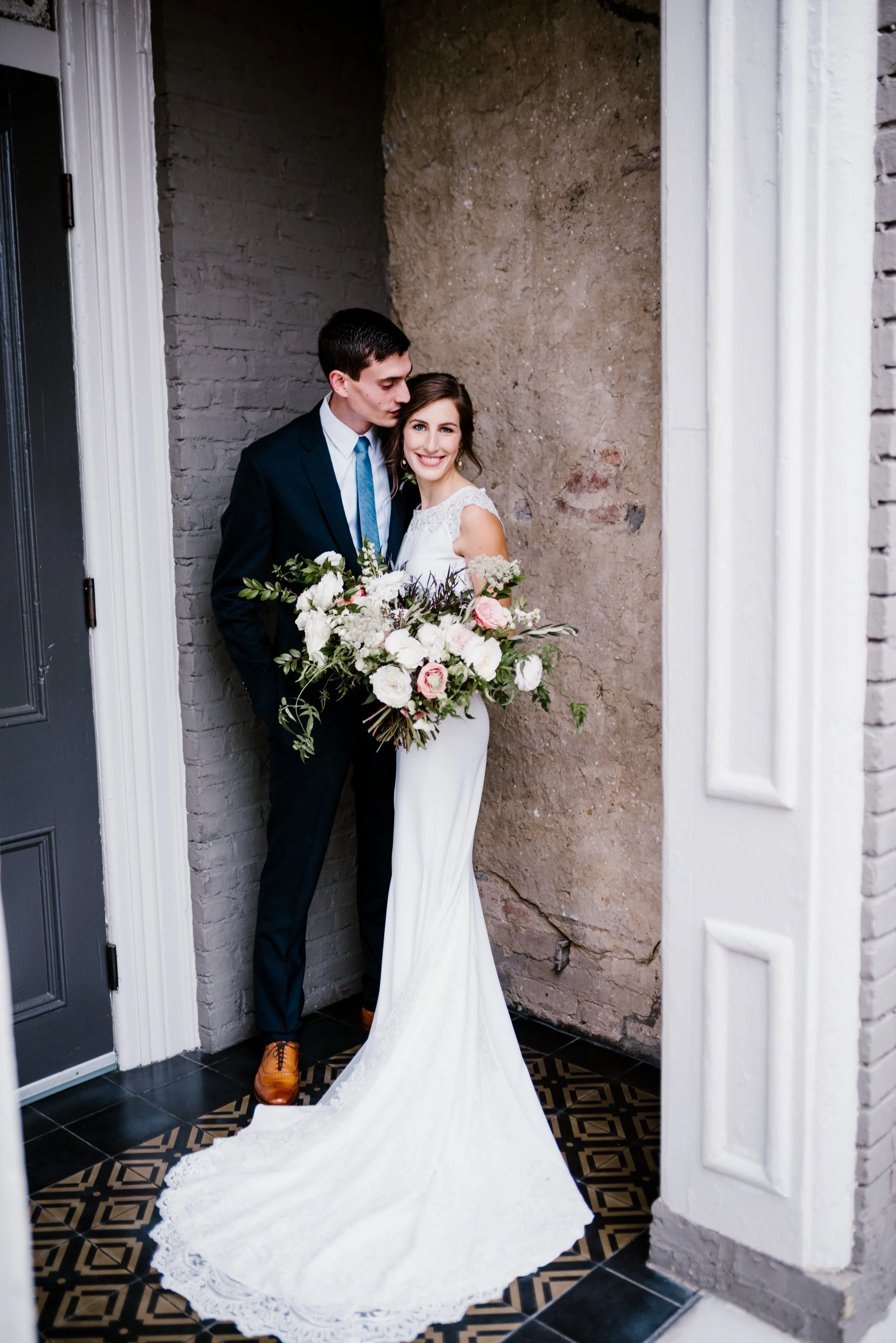 Lush bride's bouquet with garden roses, chocolate laceflower, ranunculus, and greenery// Nashville Wedding Flowers at the Cordelle