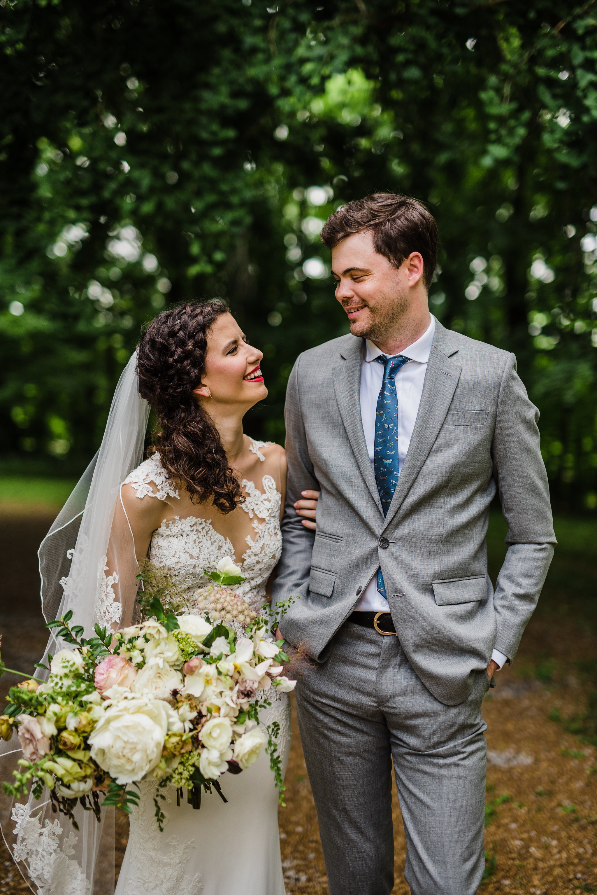 Art Deco Garden Party Wedding at Travellers Rest, Nashville // Southeastern Wedding Floral Design