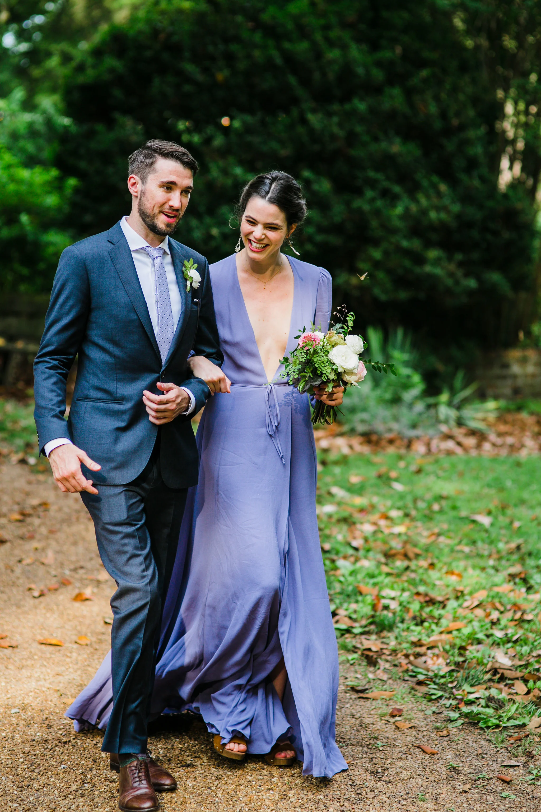 Art deco garden party wedding at Historic Travellers Rest in Nashville with organic, untamed floral design