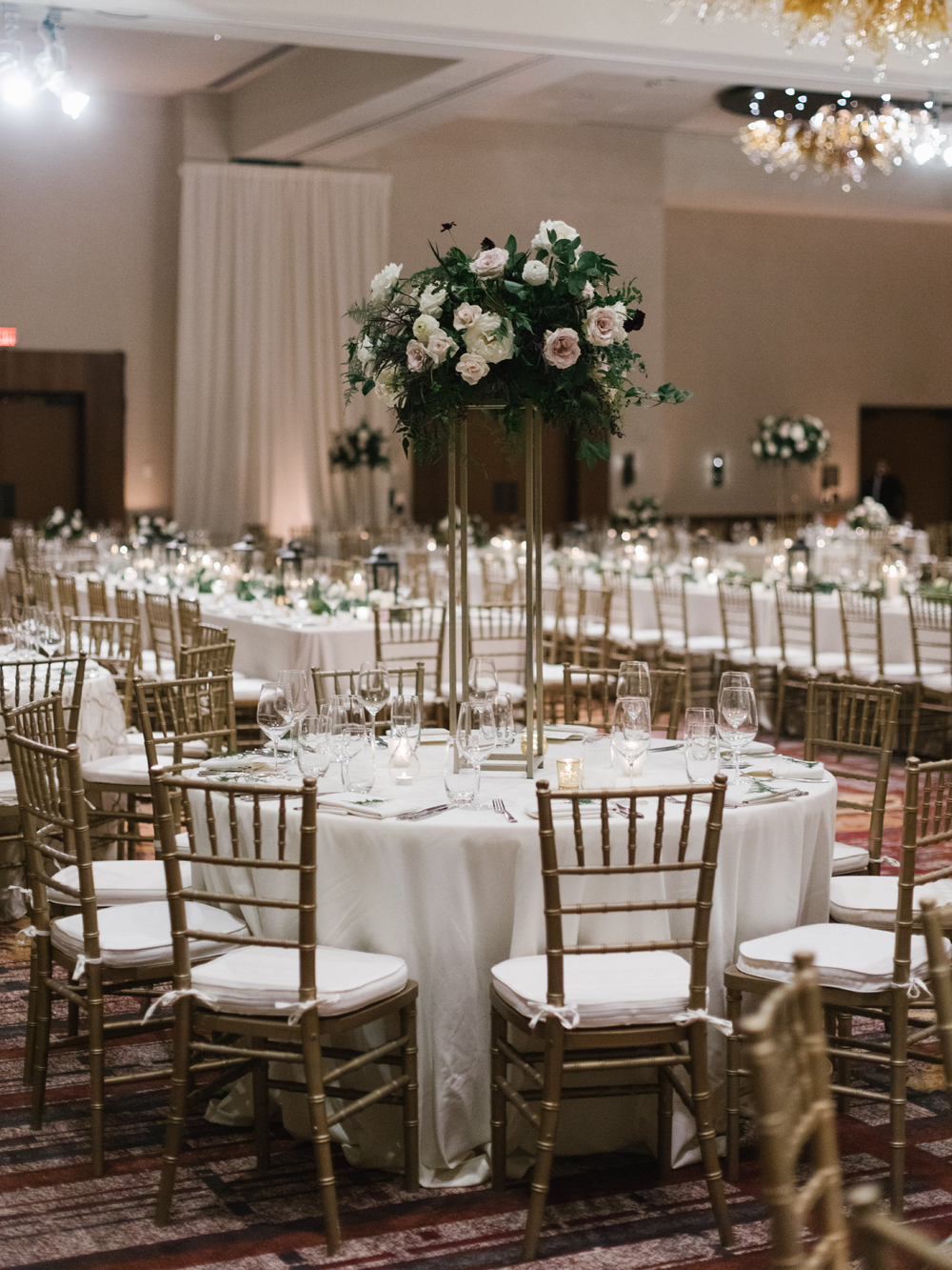 Ballroom reception // Nashville Wedding Florist