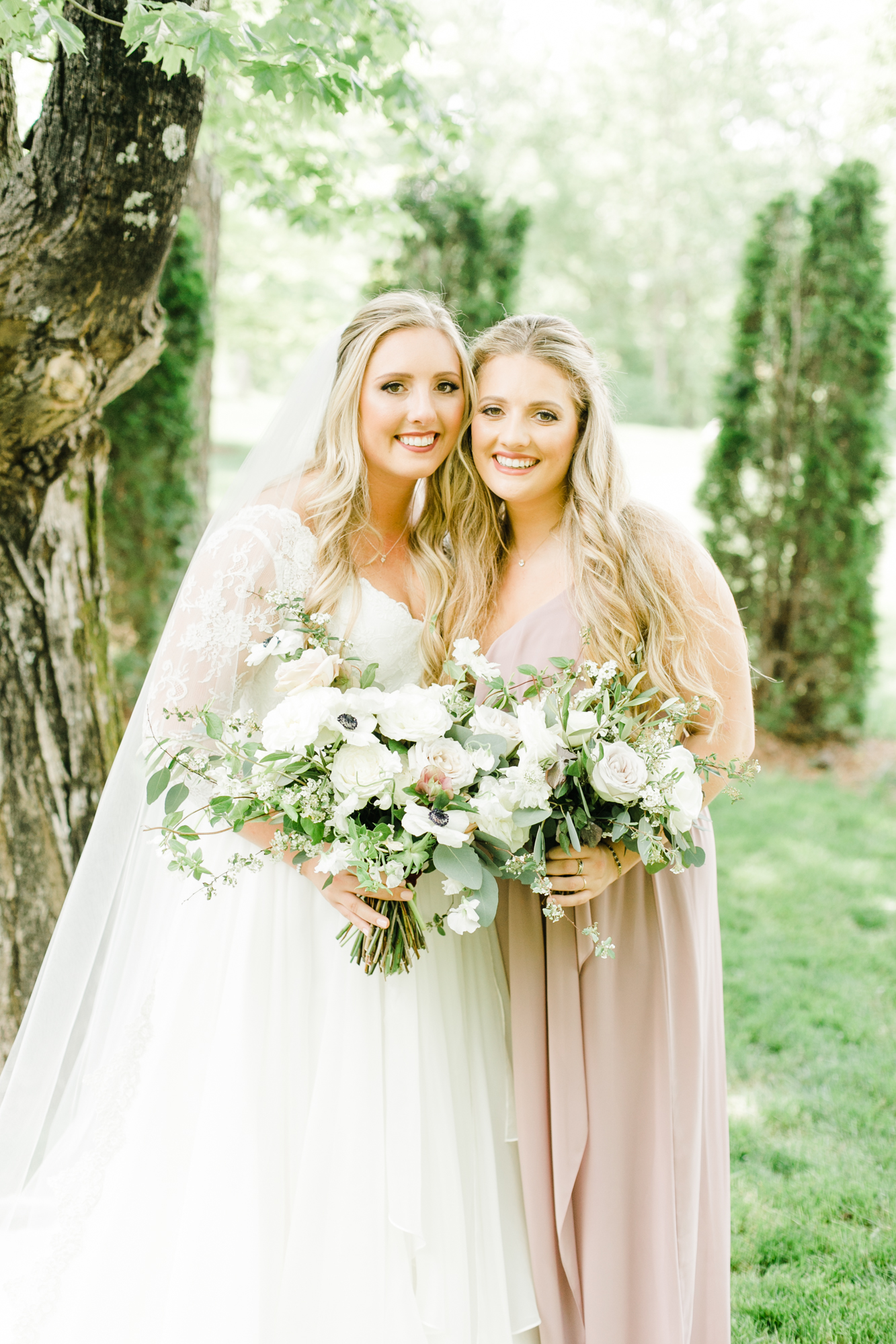 Garden inspired bridal bouquet with greenery and white florals // Tennessee Wedding Florist