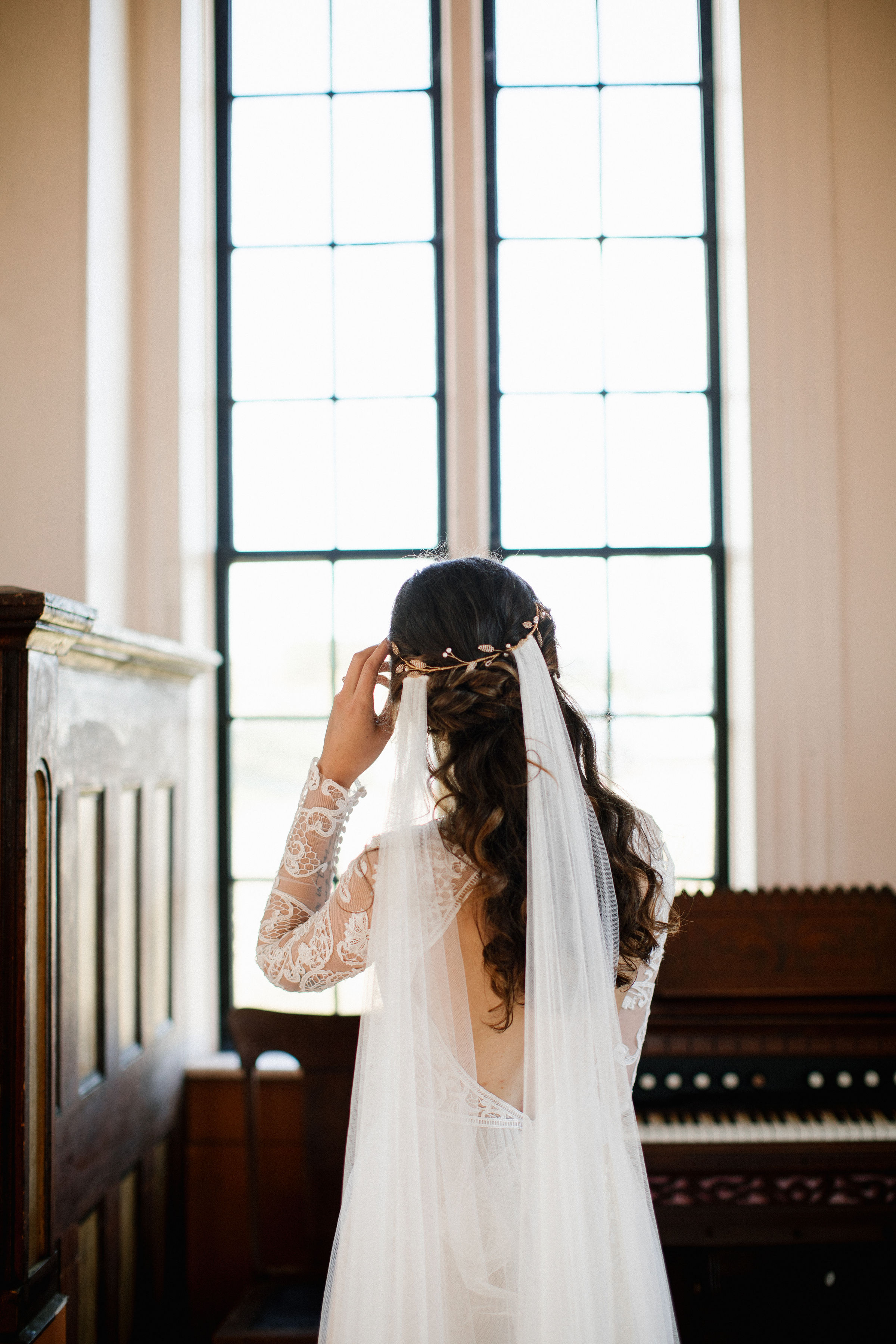 Unique bridal veil