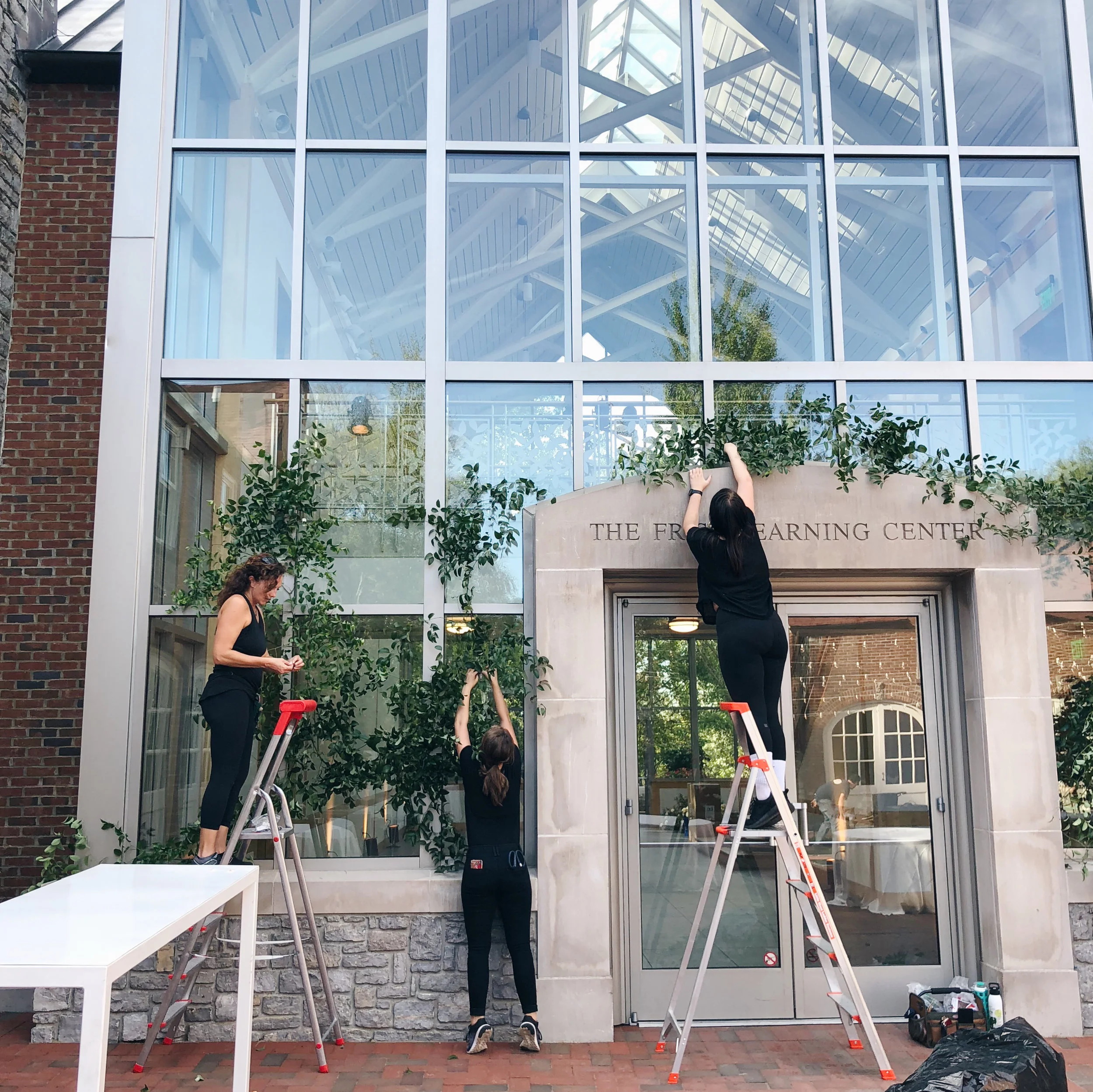 How to be a badass floral design freelancer