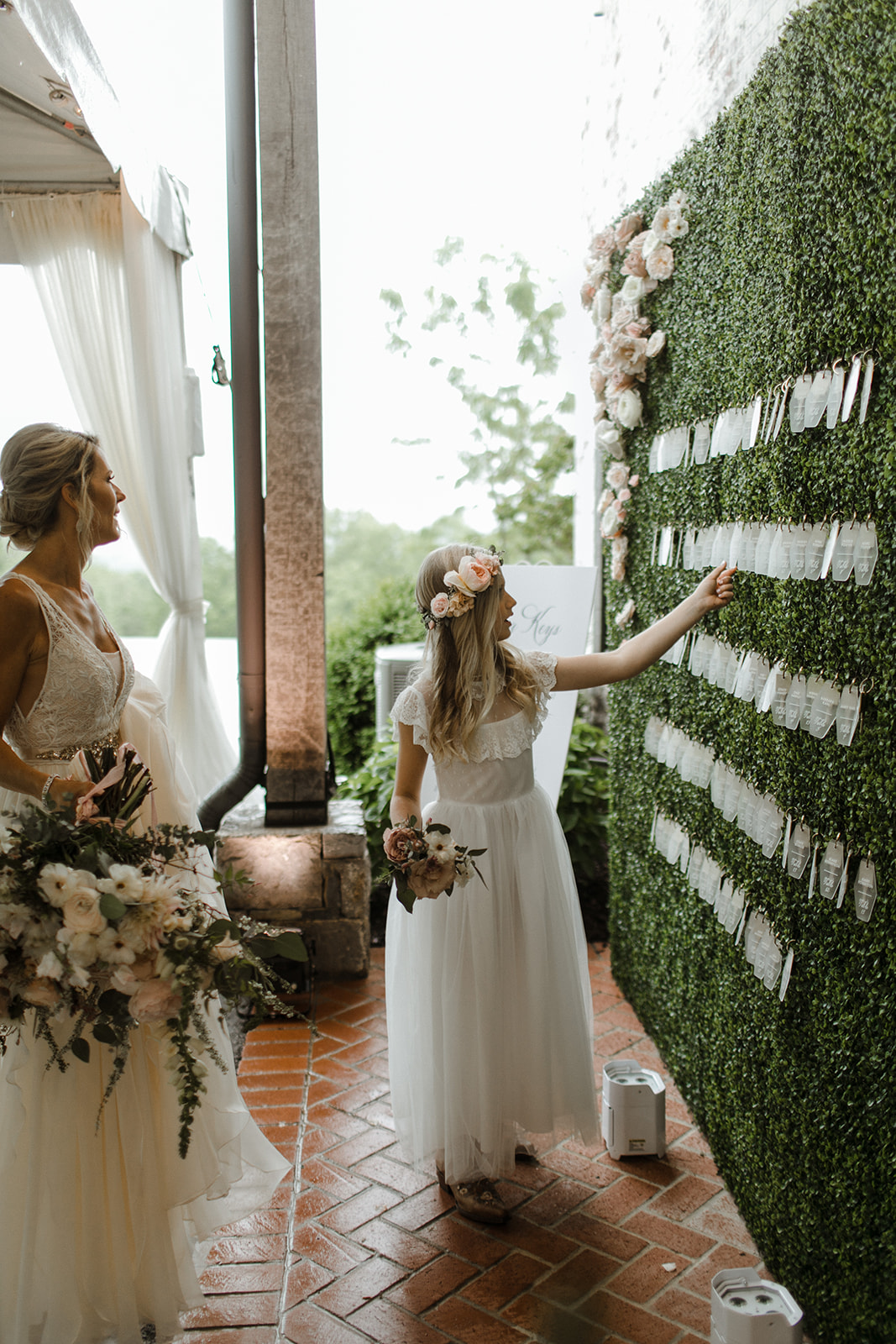 Boxwood flower wall. Nashville Wedding Florist.