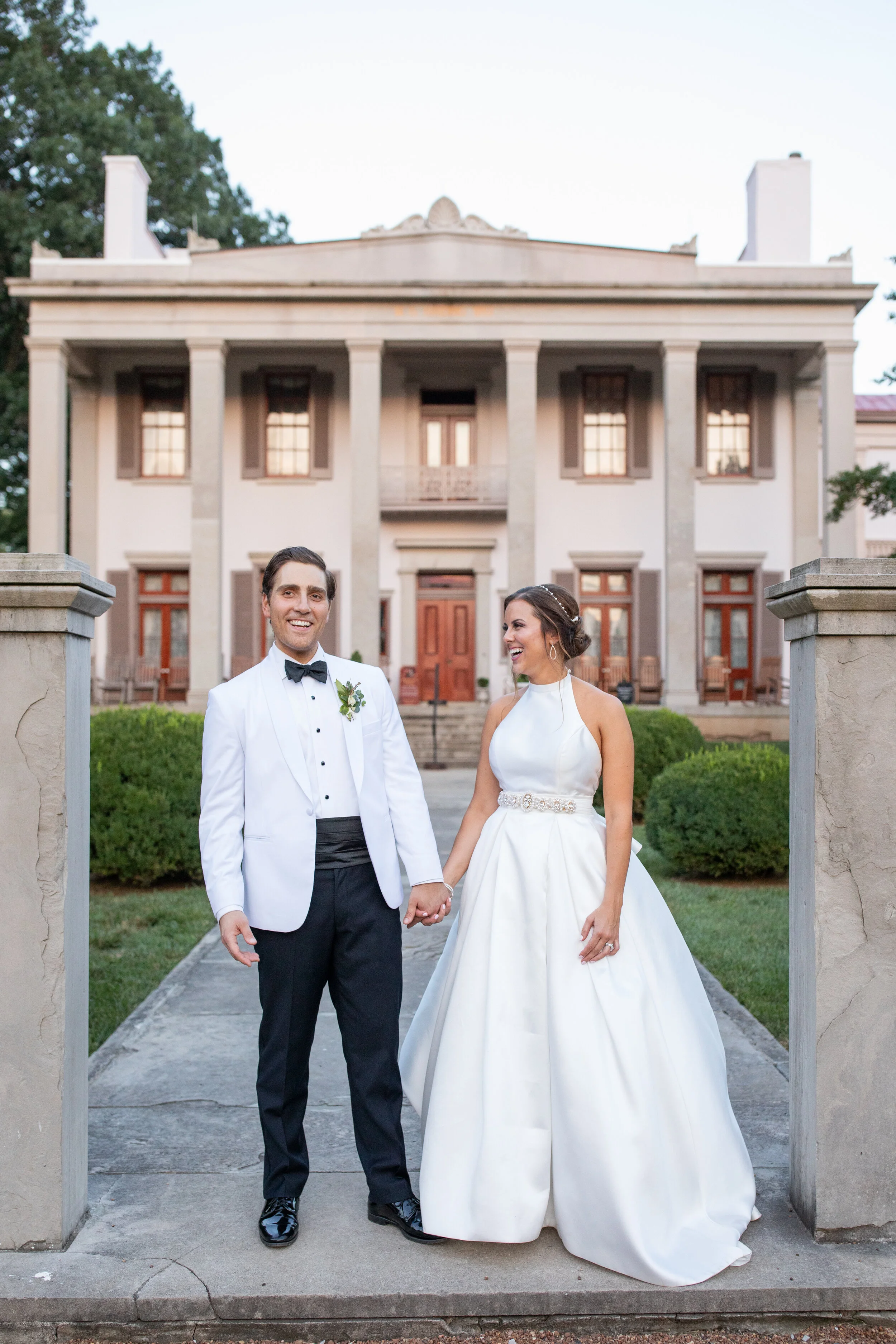 Elegant summer wedding at Belle Meade Plantation with blush, ivory, and greenery floral design. Nashville event florist, Rosemary & Finch.