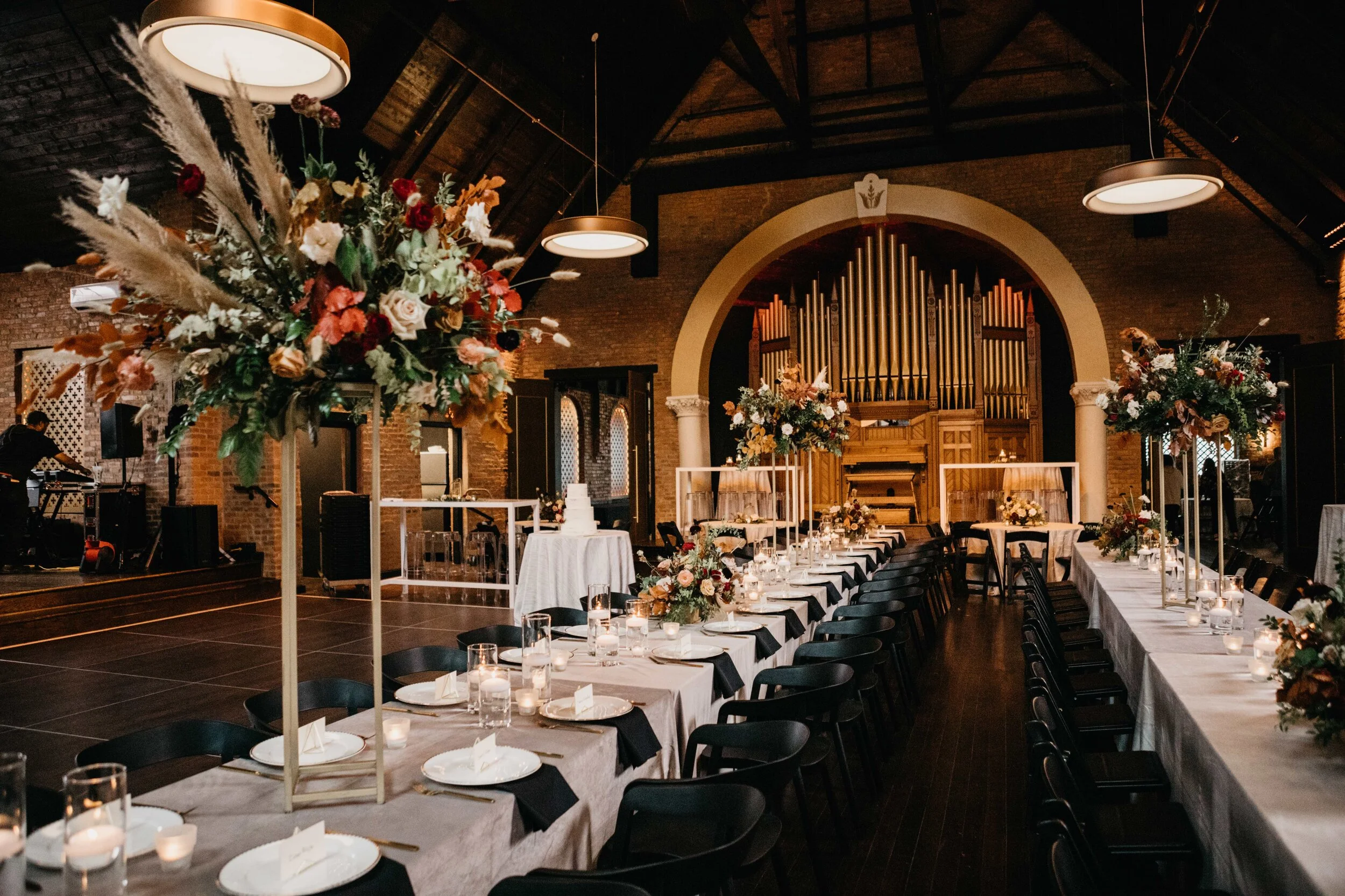 Jess + Scott: Lush Fall Wedding Floral Design at Clementine in