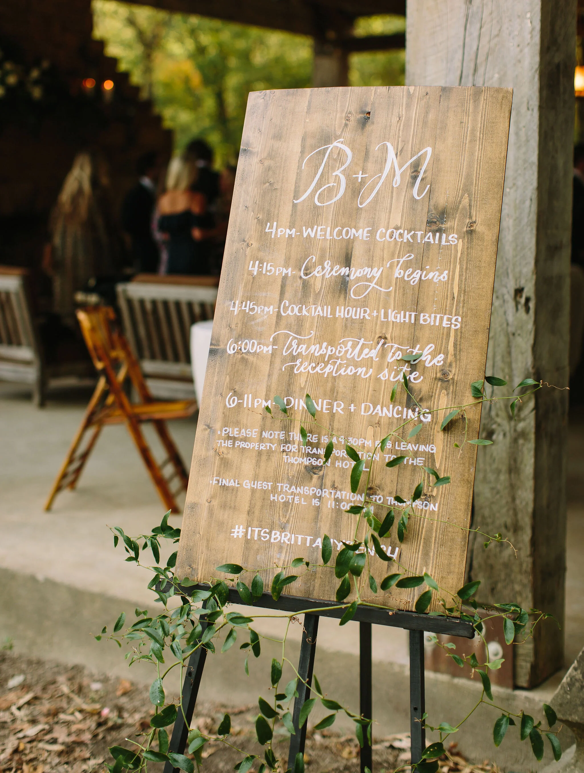Tennessee countryside October wedding at Bloomsbury Farm with all white and greenery floral design. Nashville wedding florist.