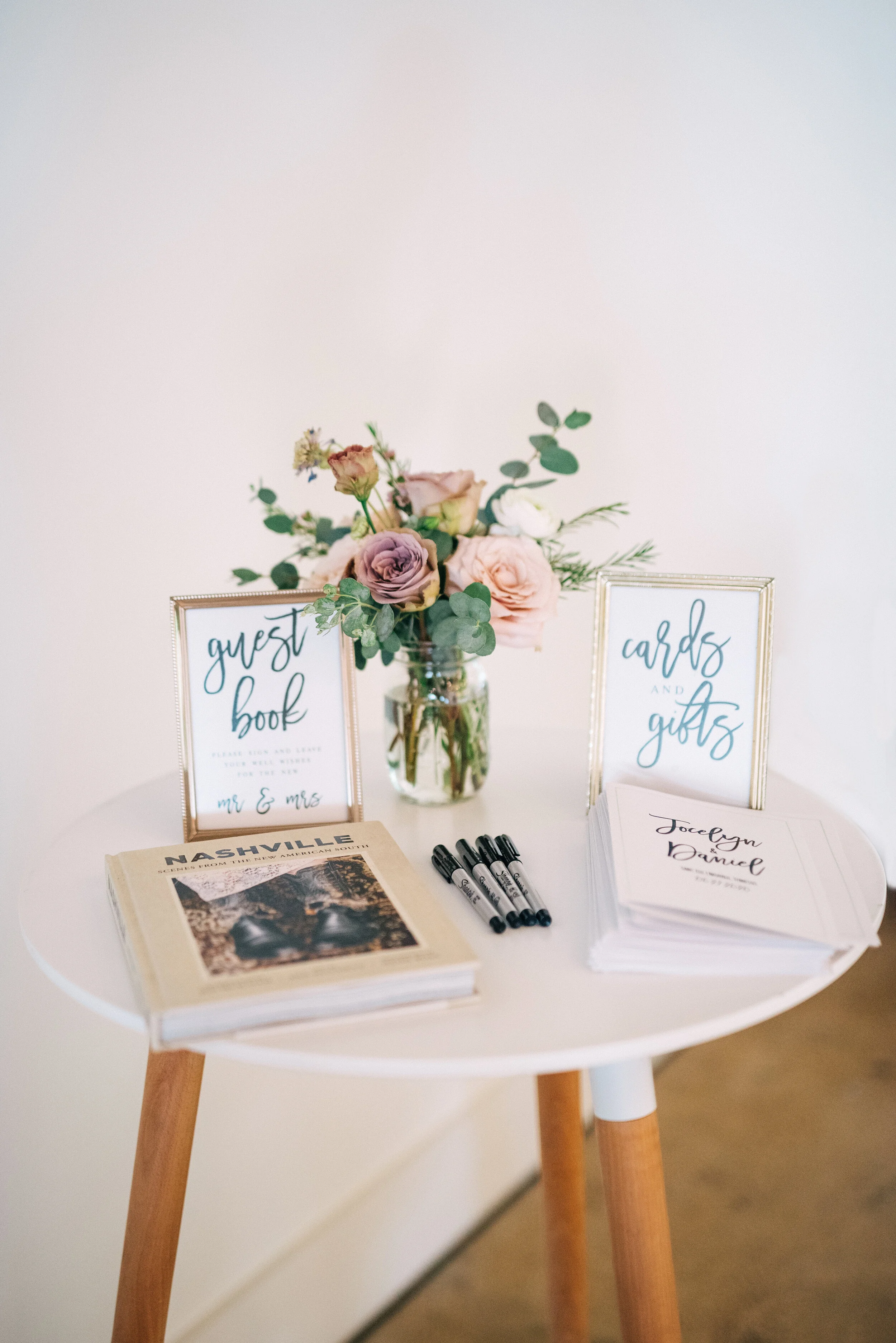 Lavender, mauve, and lilac flowers for a June wedding at the Saint Elle, Nashville.