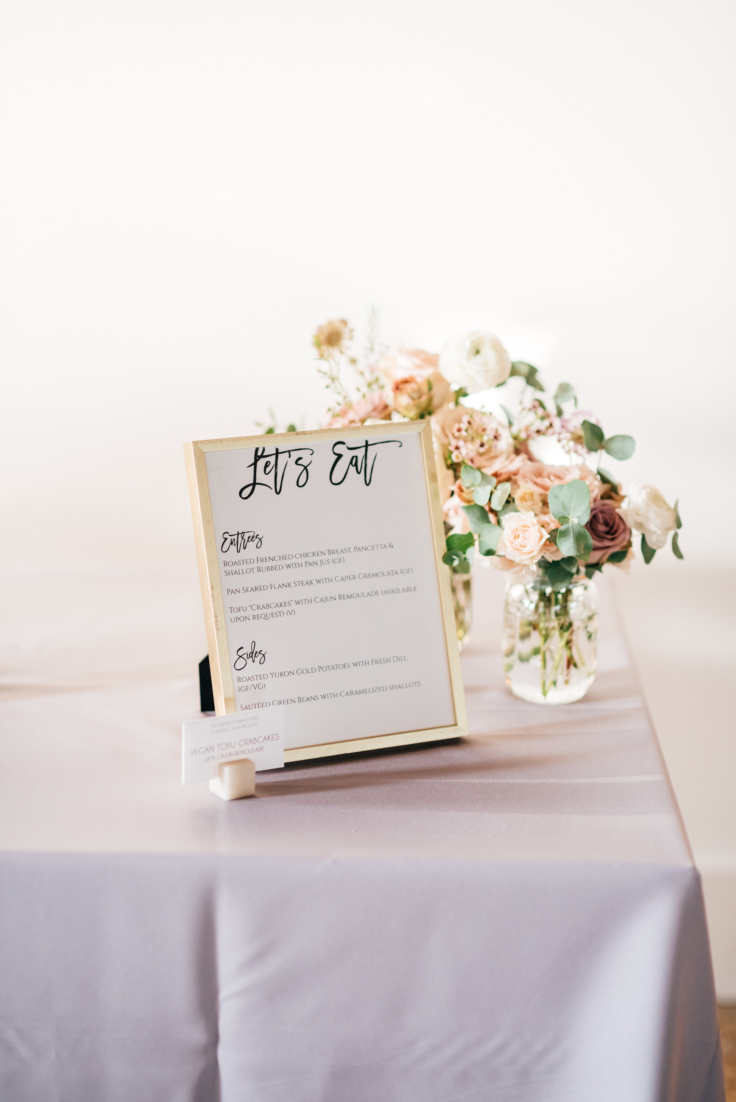Lavender, mauve, and lilac flowers for a June wedding at the Saint Elle, Nashville.