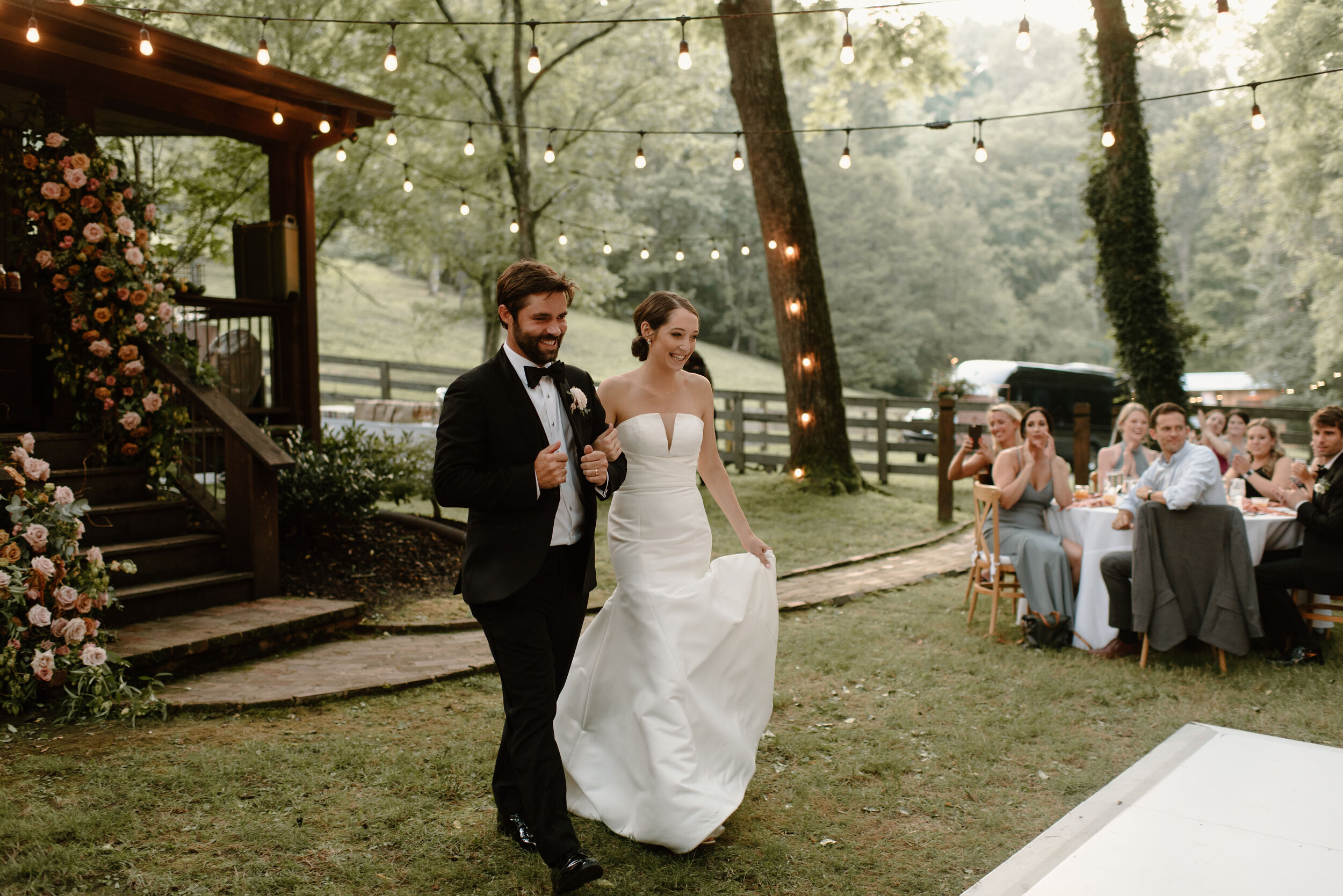 Intimate Blush and Toffee Garden Wedding in Nashville. Floral design by Rosemary and Finch.