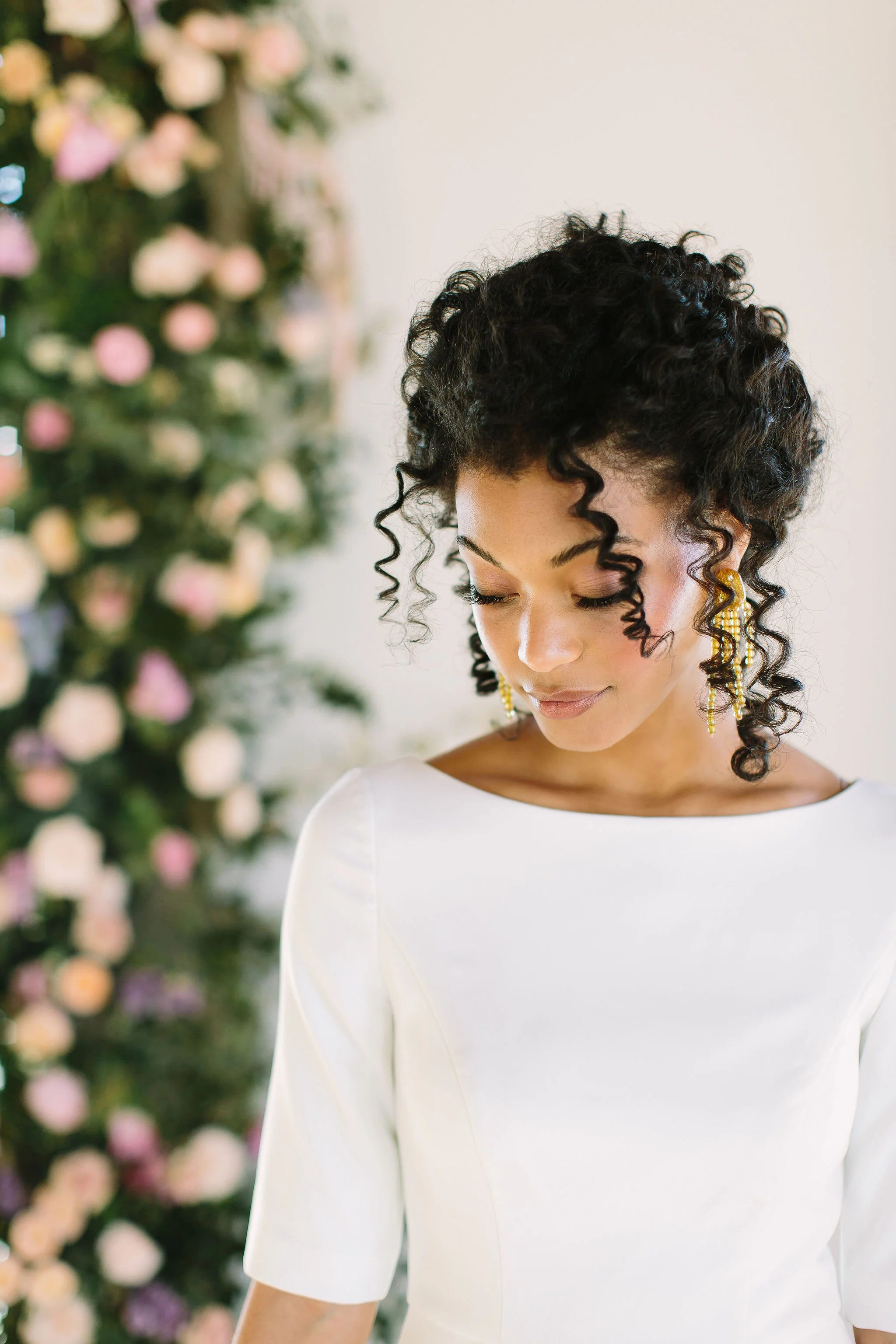 Intimate Install Intensive: Iridescent Pastel - Showit Blog