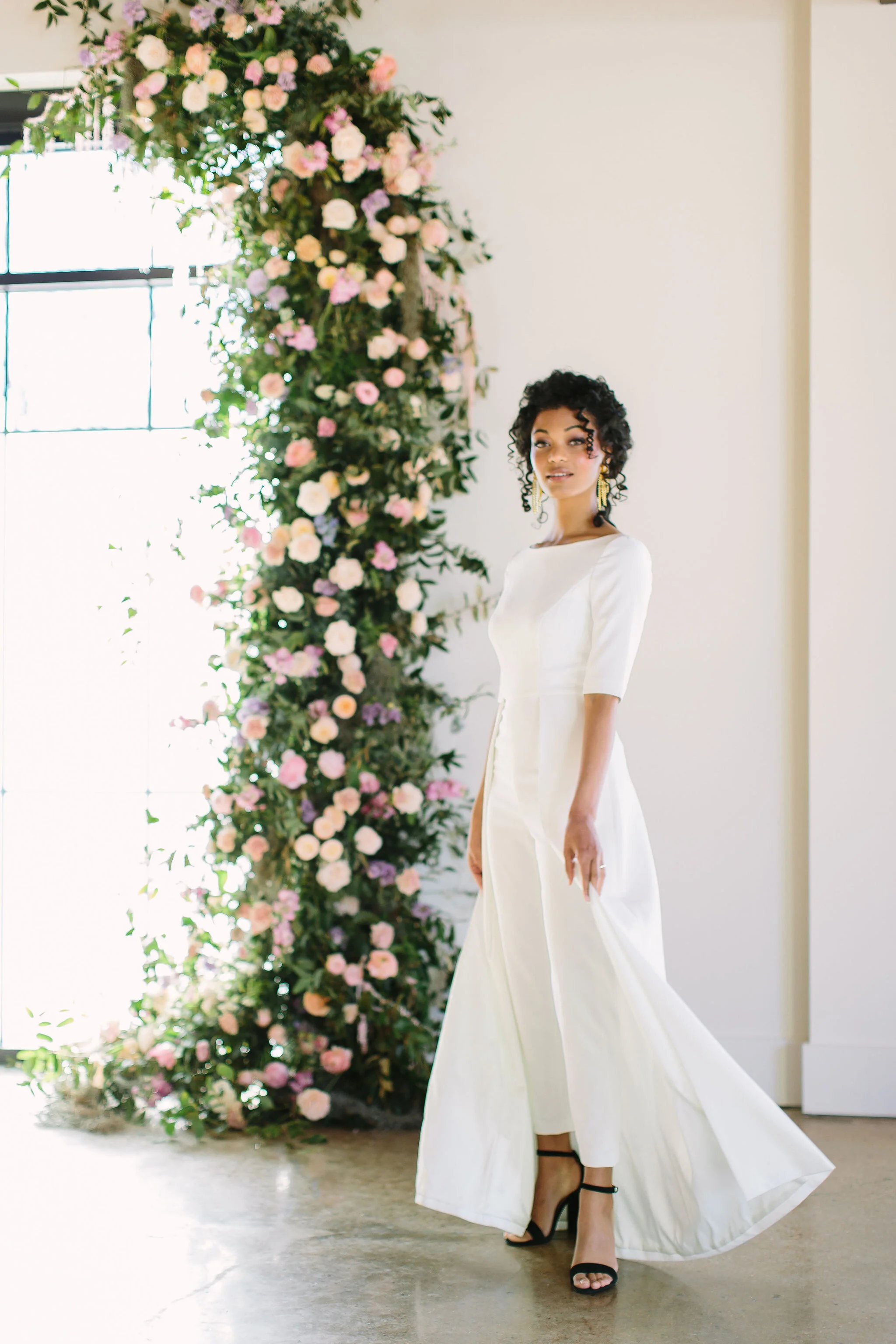 Intimate Install Intensive: Iridescent Pastel - Showit Blog