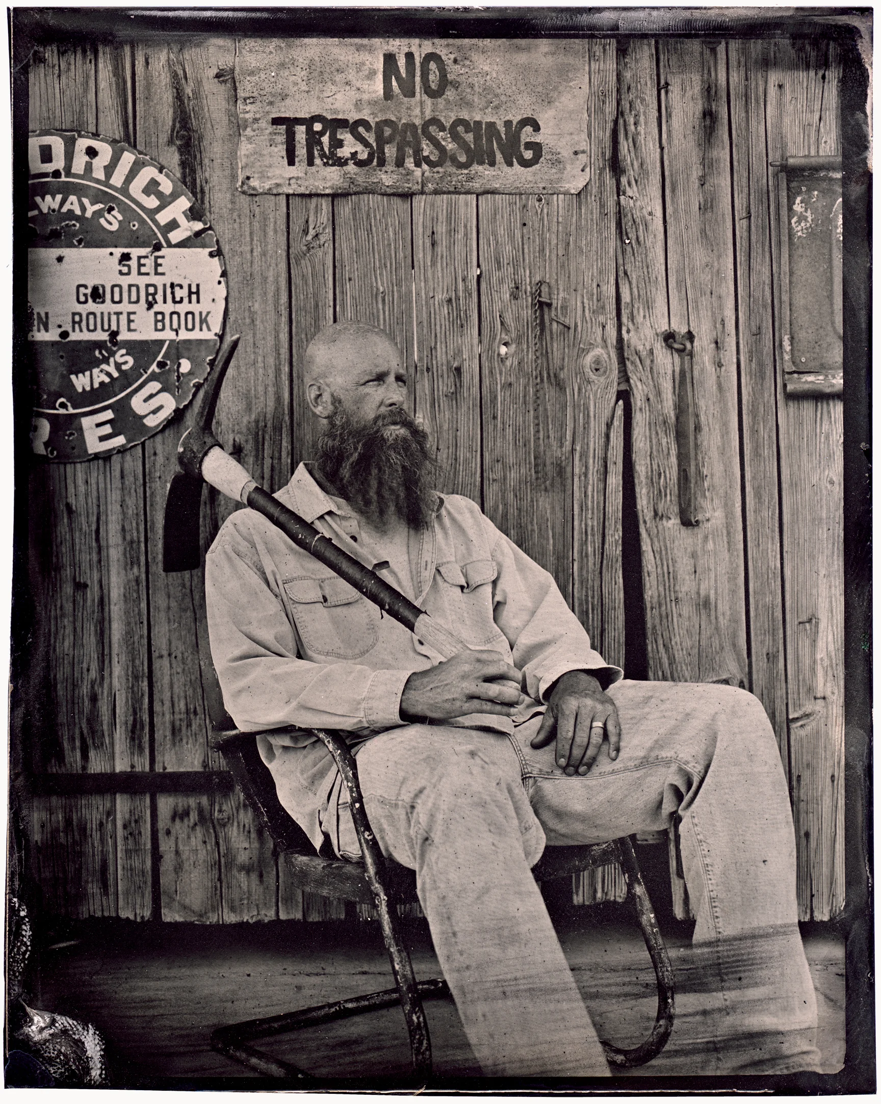PHOTOGRAPHER-JAMES-WEBER-WETPLATE-ROADTRIP-00534.jpg