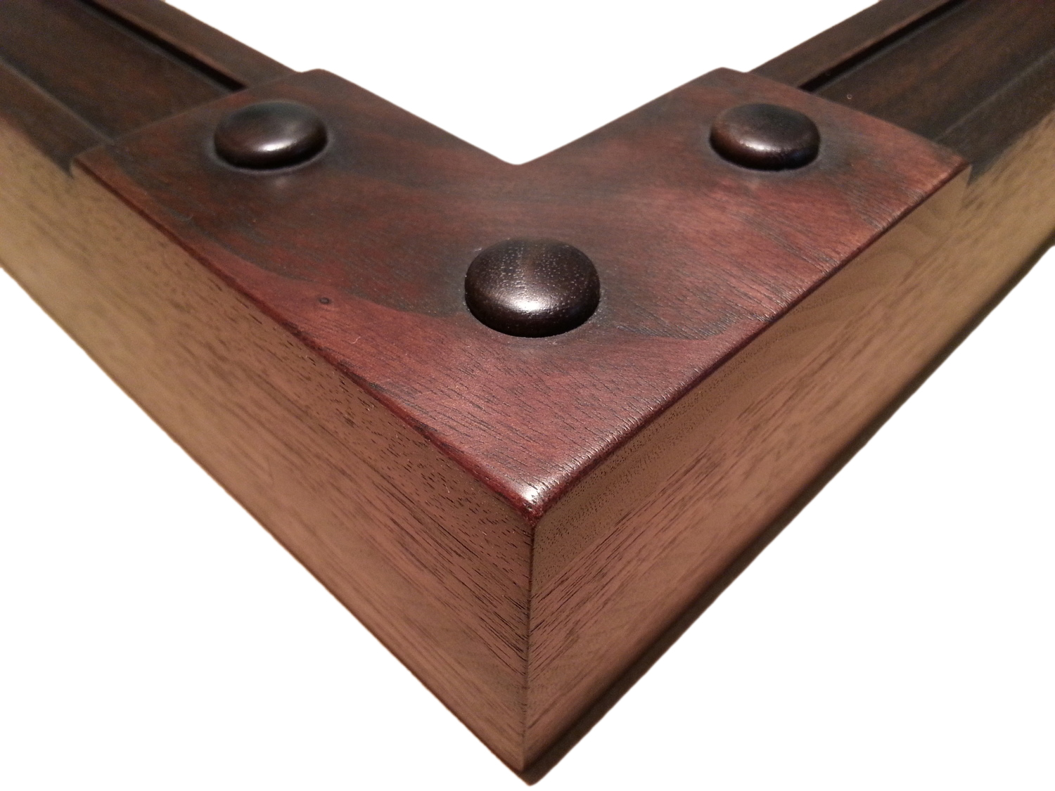 112134 Walnut, Iron Man, ( 3 ) Peg Corners 1 1/2" (W) FACE x 1 3/4" (D) DEEP O.D.