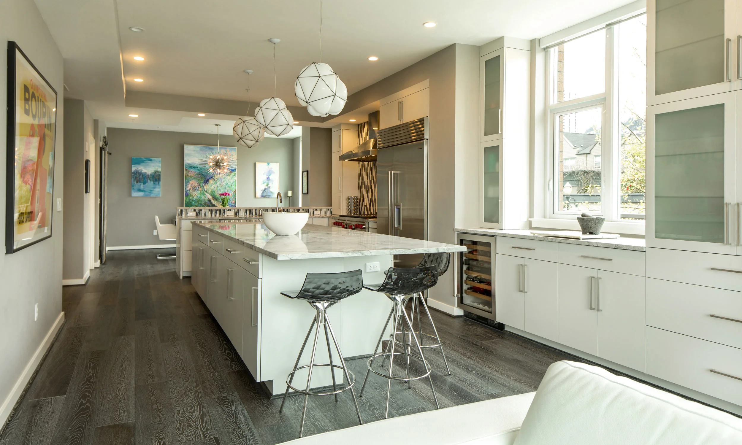 contemporary-condo