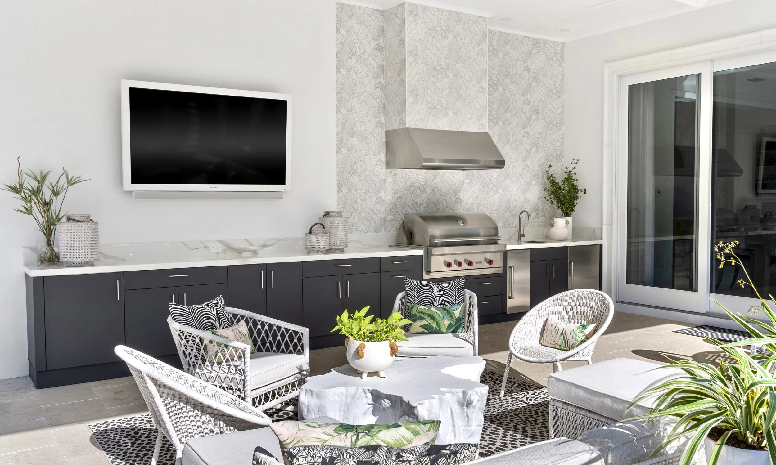 Old Palm Global Inspired - outdoor kitchen.jpeg