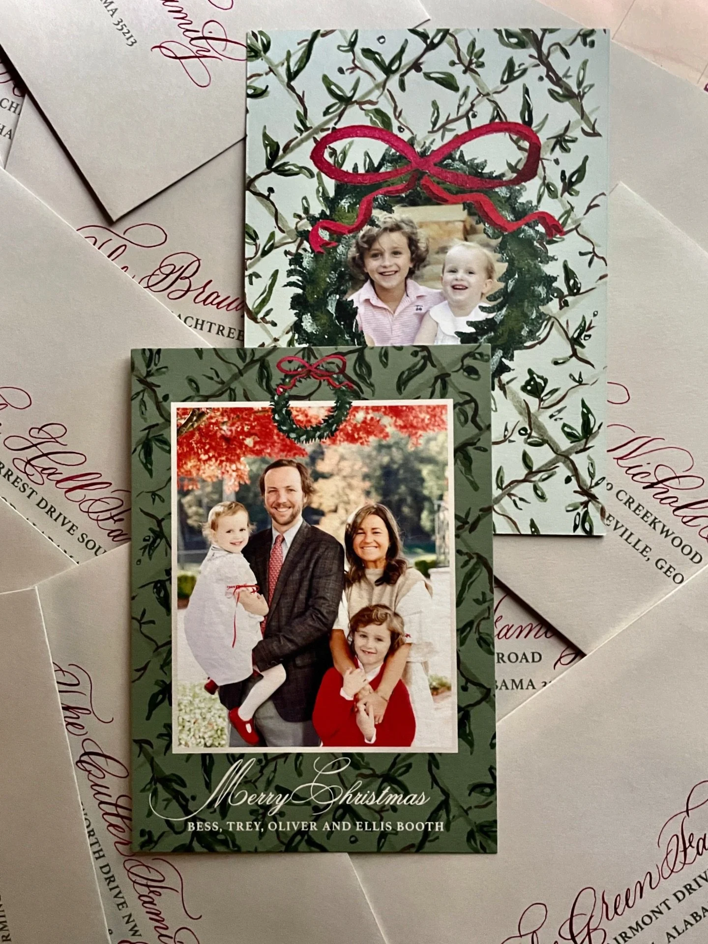 Busy busy busy! Squeezing these happies in has really kicked off the holiday season in the best way. Christmas cards have me running out to the mailbox every evening, so I hope you do too!

#holidaycards #christmascards #christmas #holidayseason #sna