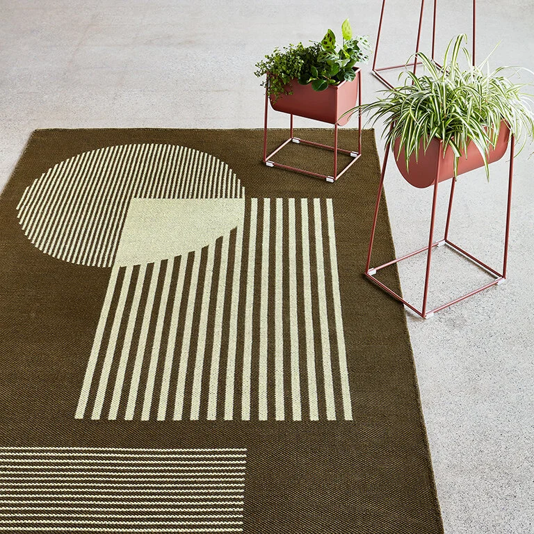 Modello Planters and Construct Reversible Rug - Cargo