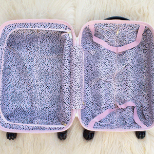 cabi-Clothing-spring-break-packing-list_social_v3.gif