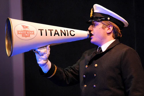 How not to use a telescope. Titanic 8238 by Mraz Centre for the Performing Arts/ cc