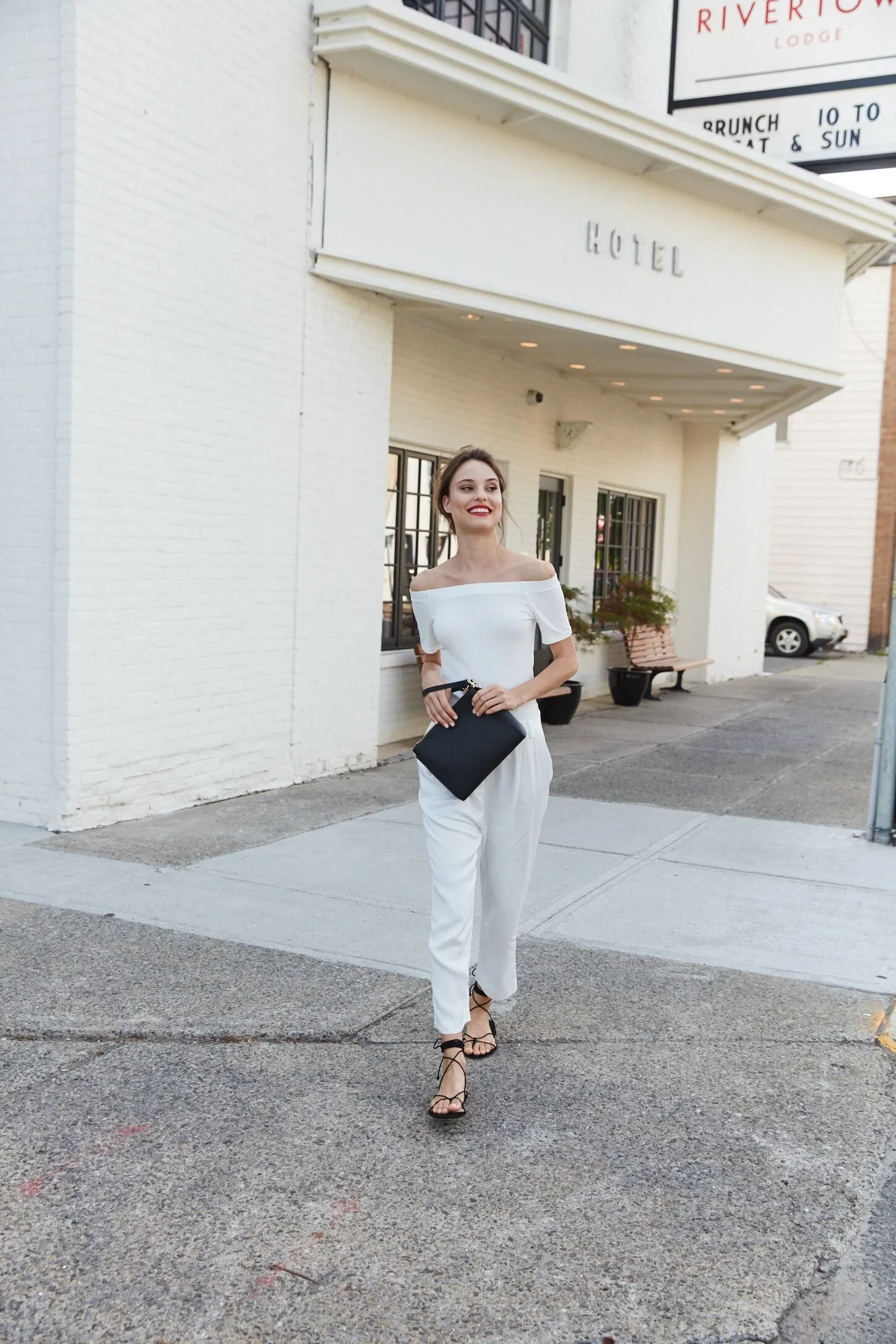 Pearl-Evening-Exterior-095.webp