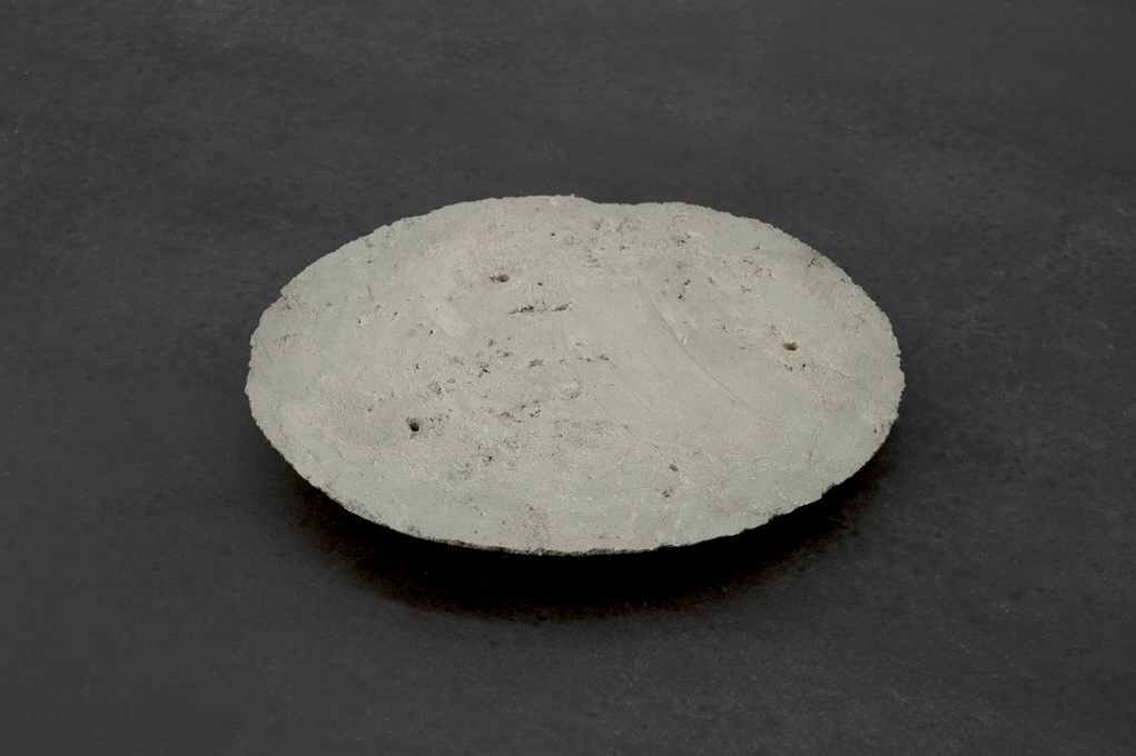 Michael Hakimi Kleiner Satan 2009 Concrete 60 x 66 x 8 cm