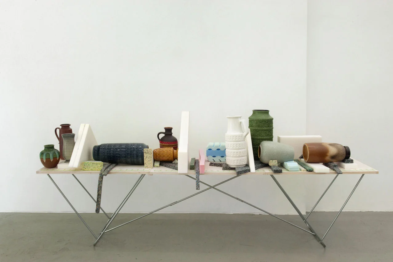 Sol Calero Column reconstruction study 2013 10 ceramic vases, table, foam material variable dimensions