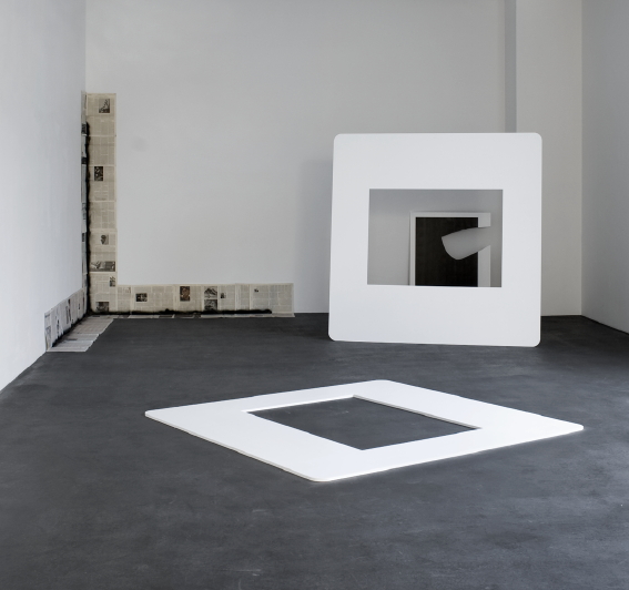 Newsblast Installation view, Krome Gallery, Berlin, 2009