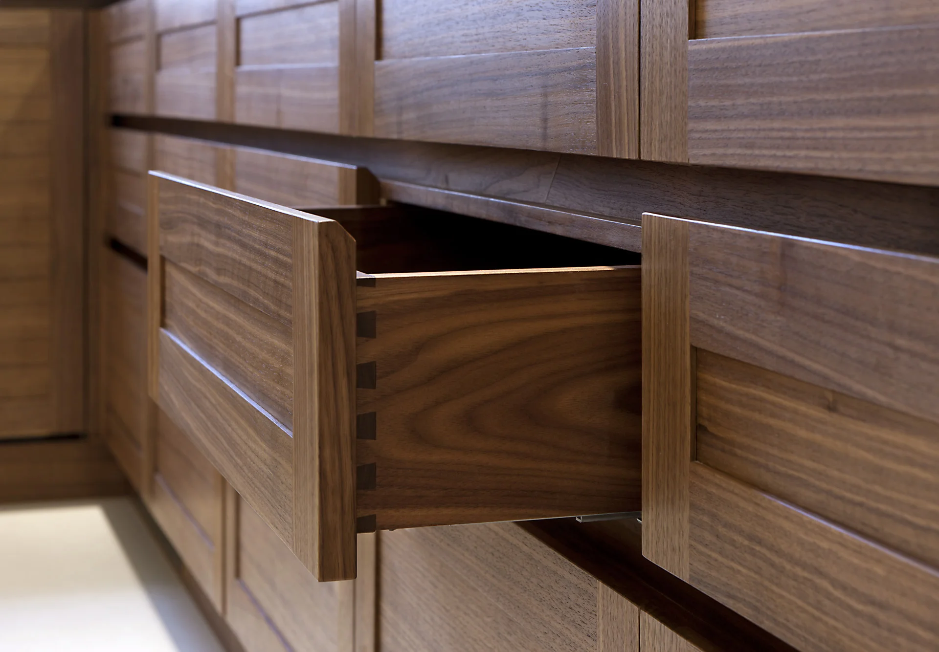 Taz Serrau 004 2final.jpg