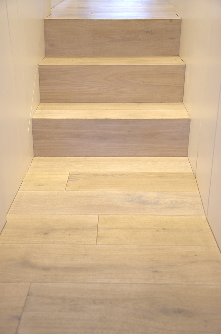 36GC Hallway 9129*.jpg