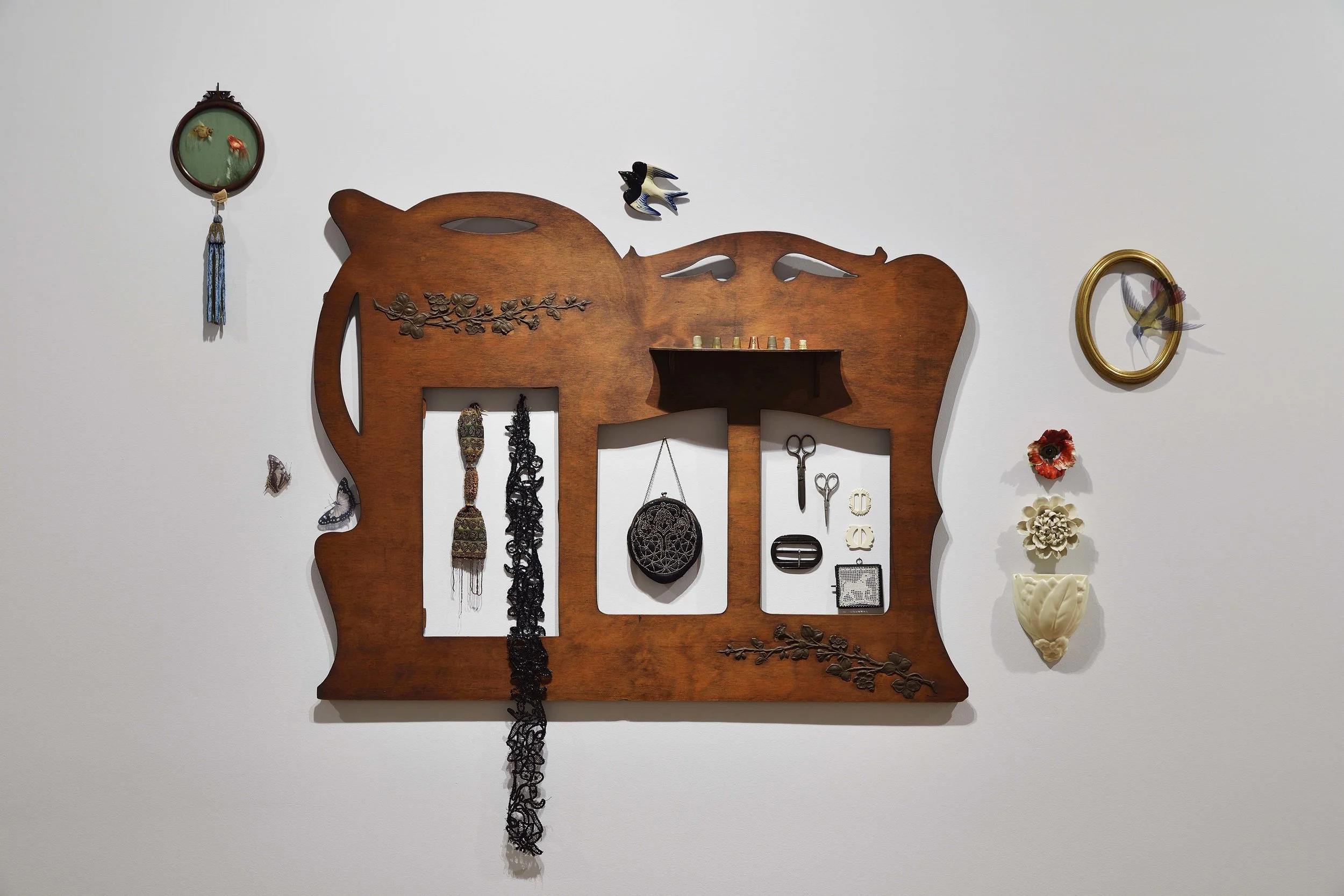 19.SAXTON_Louise_StudioVignette1_plywoodframewithstudioobjects2018_lr.jpg