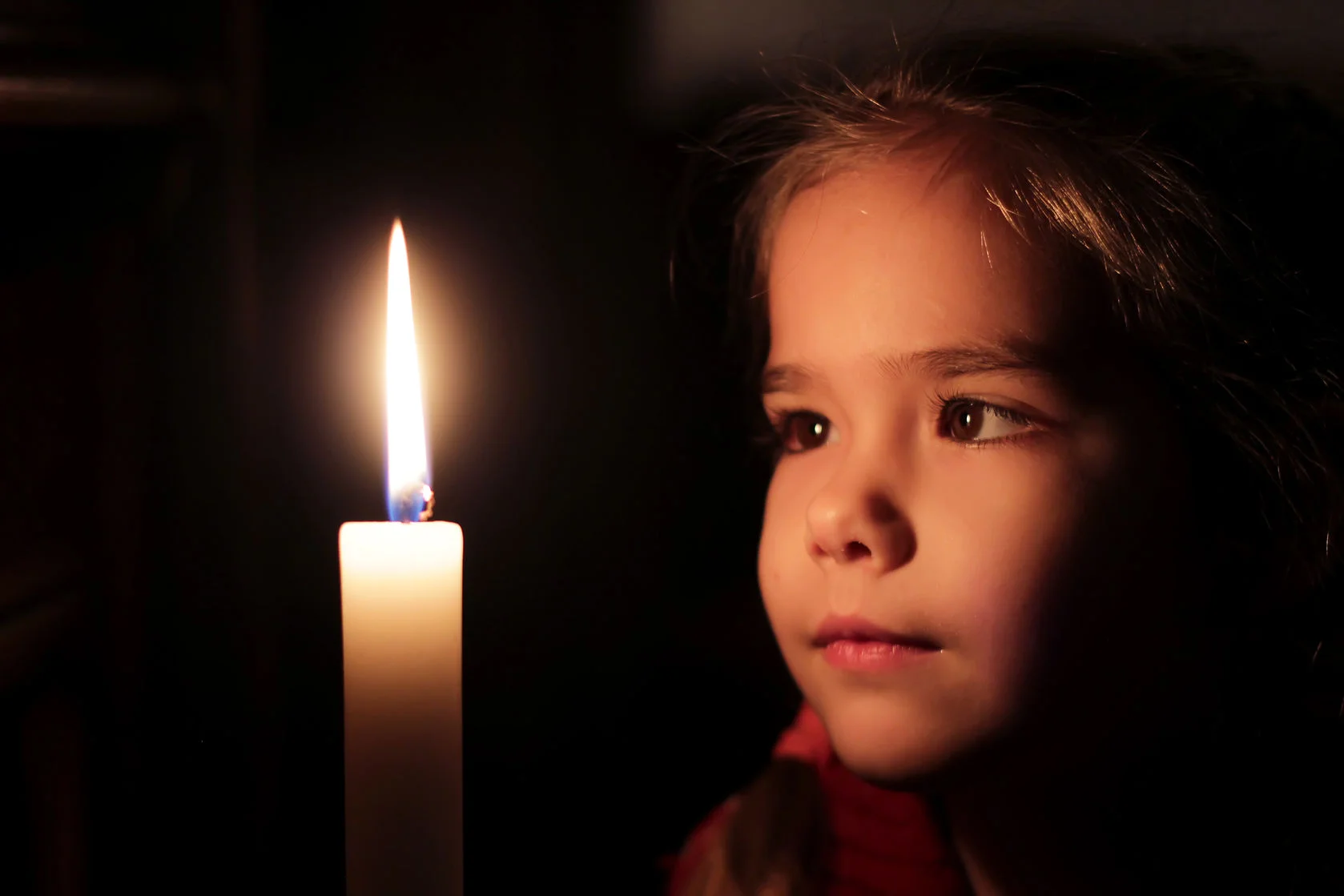 girl candle light.jpg