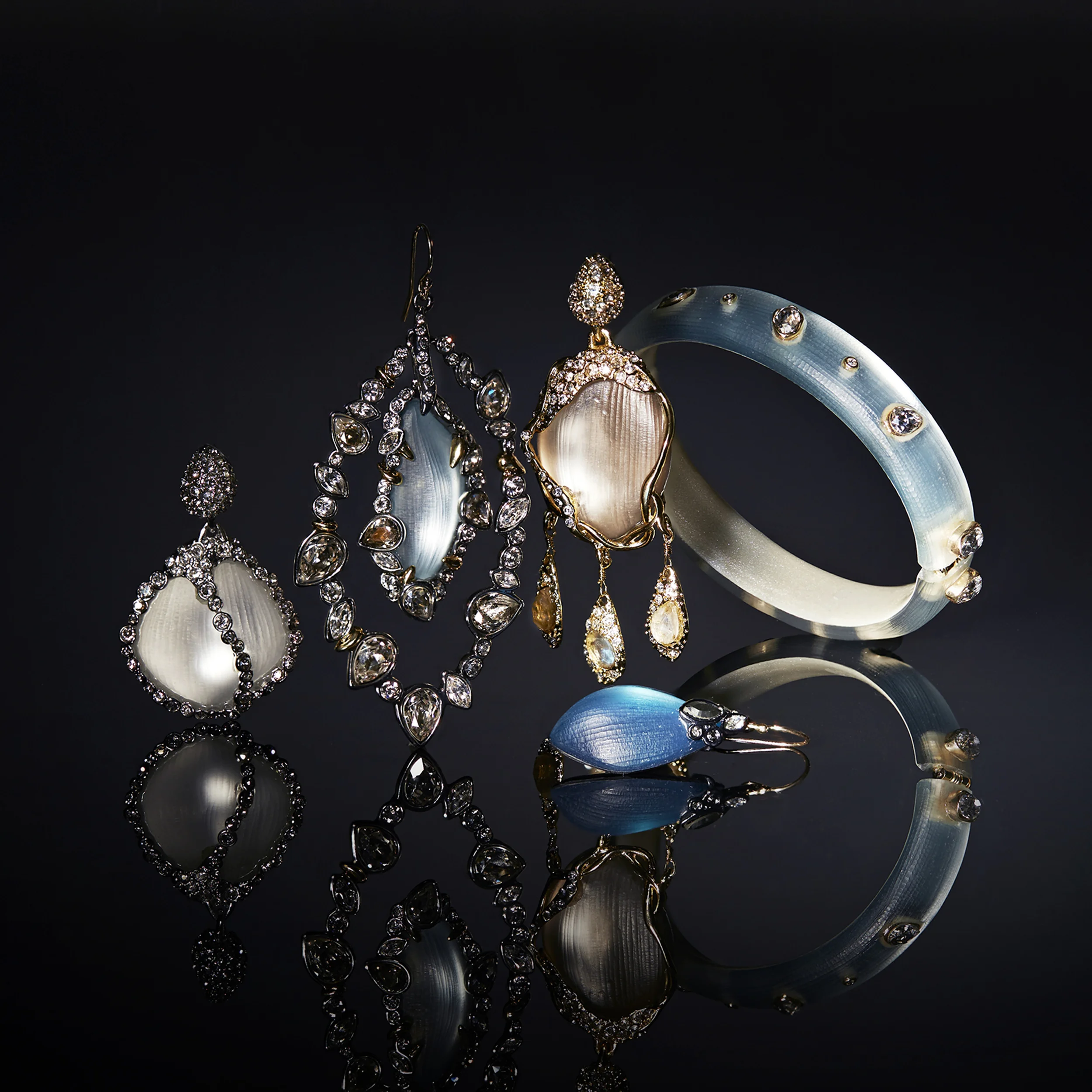 ALEXIS_BITTAR_FASHION_JEWELRY_1084342857_EDITORIAL_LAYERS.jpg