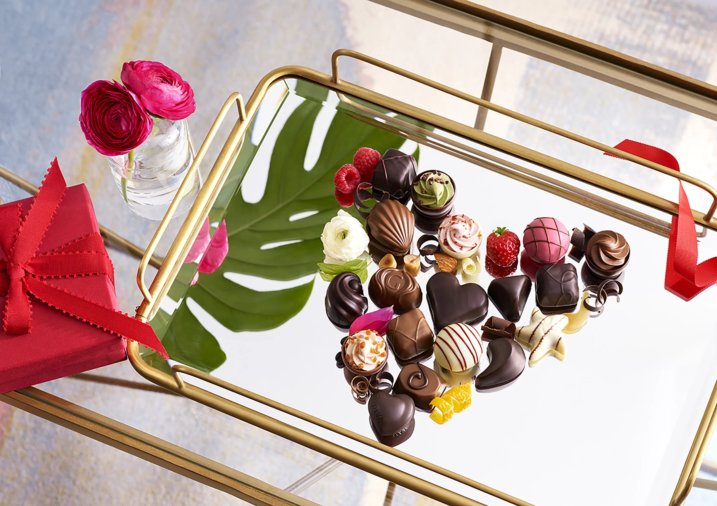 VDAY19_Choc_Beauty_Heart_Shot_1371.jpg
