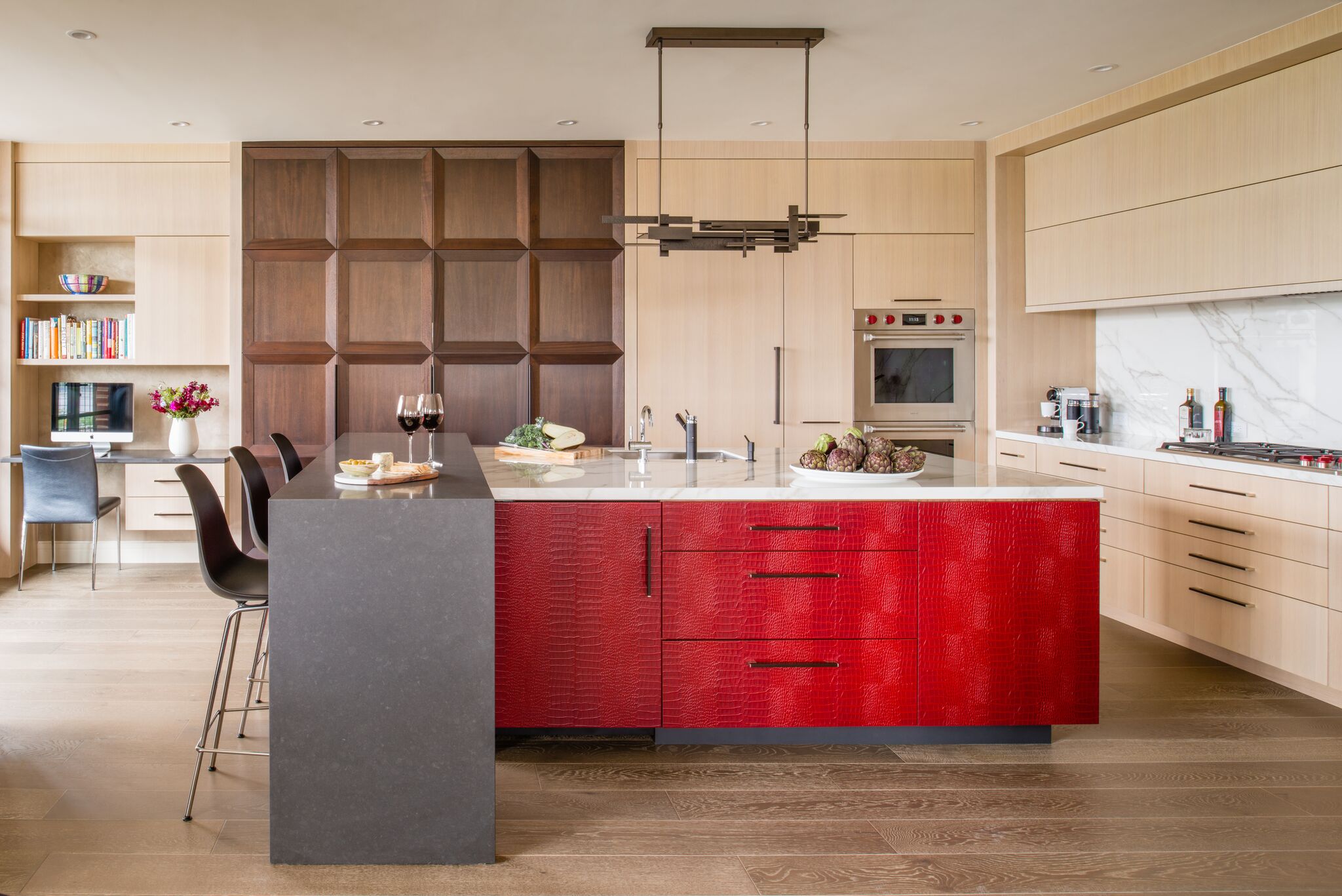 Infinty Leather Doors by EcoDomo - Cabinet Design by Jennifer Gilmer K+B Ltd (7)_preview.jpeg