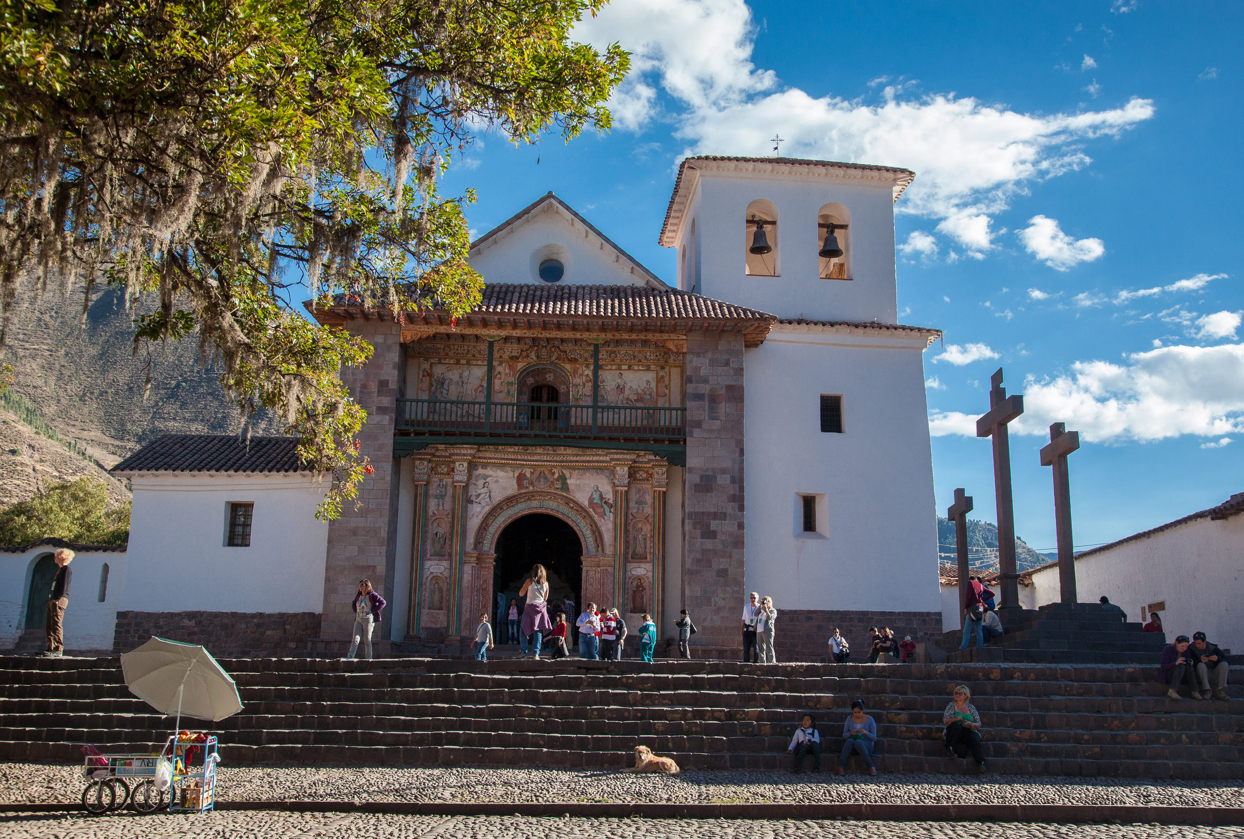 Iglesia de San Pedro from the Plaza de Armas